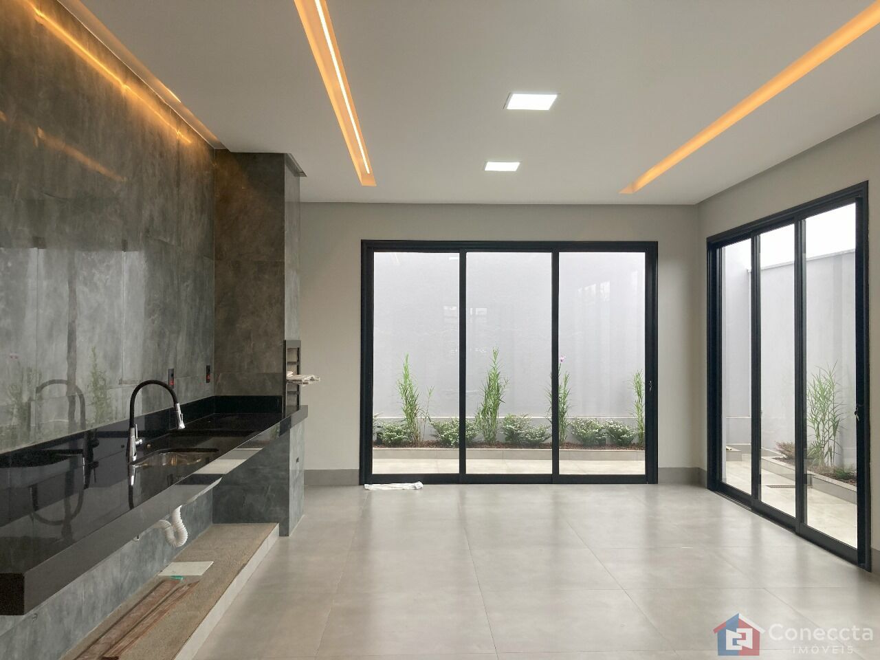 Casa à venda com 3 quartos, 180m² - Foto 8