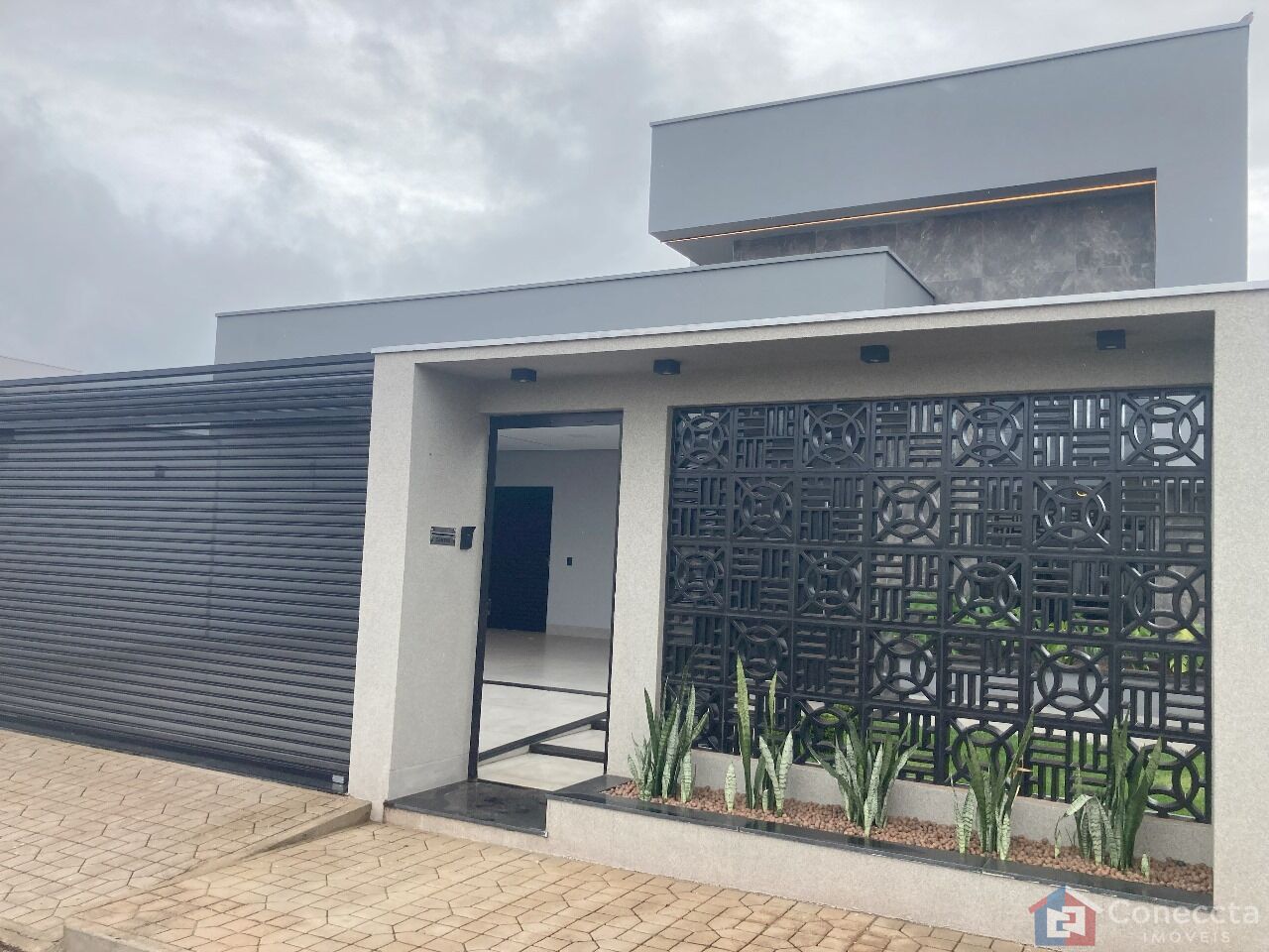 Casa à venda com 3 quartos, 180m² - Foto 1