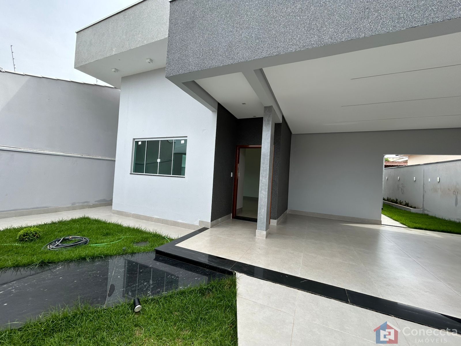 Casa à venda com 3 quartos, 161m² - Foto 3