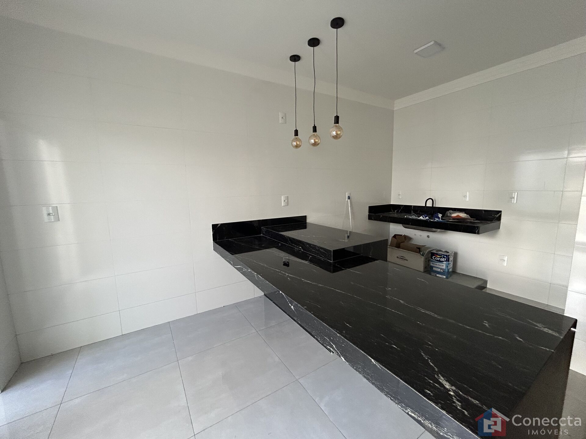 Casa à venda com 3 quartos, 110m² - Foto 4