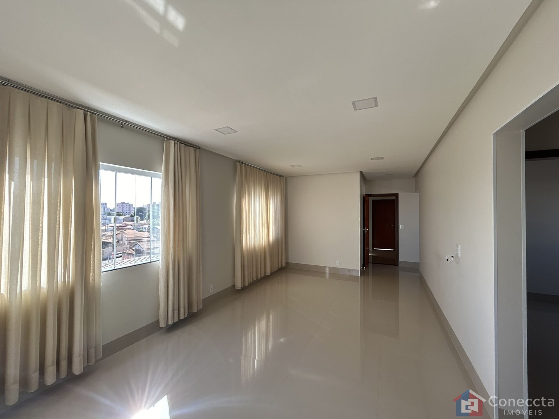 Apartamento à venda com 3 quartos, 98m² - Foto 9