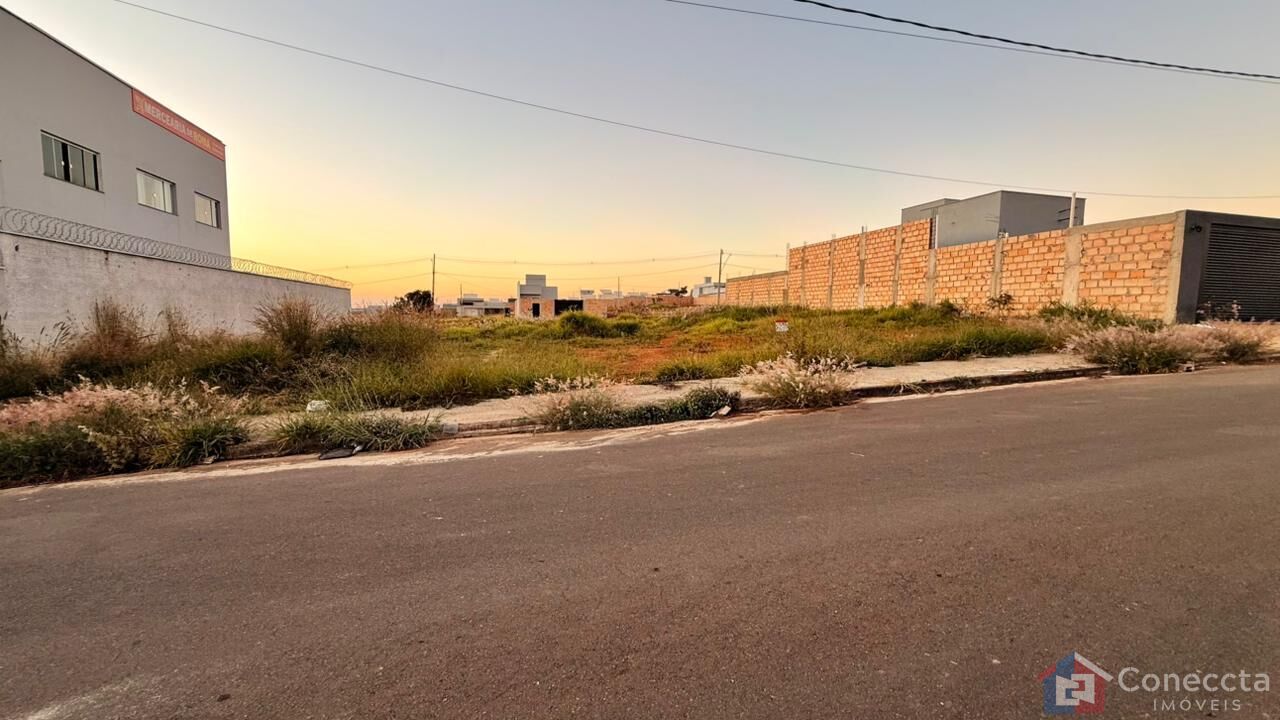 Terreno à venda, 300m² - Foto 2