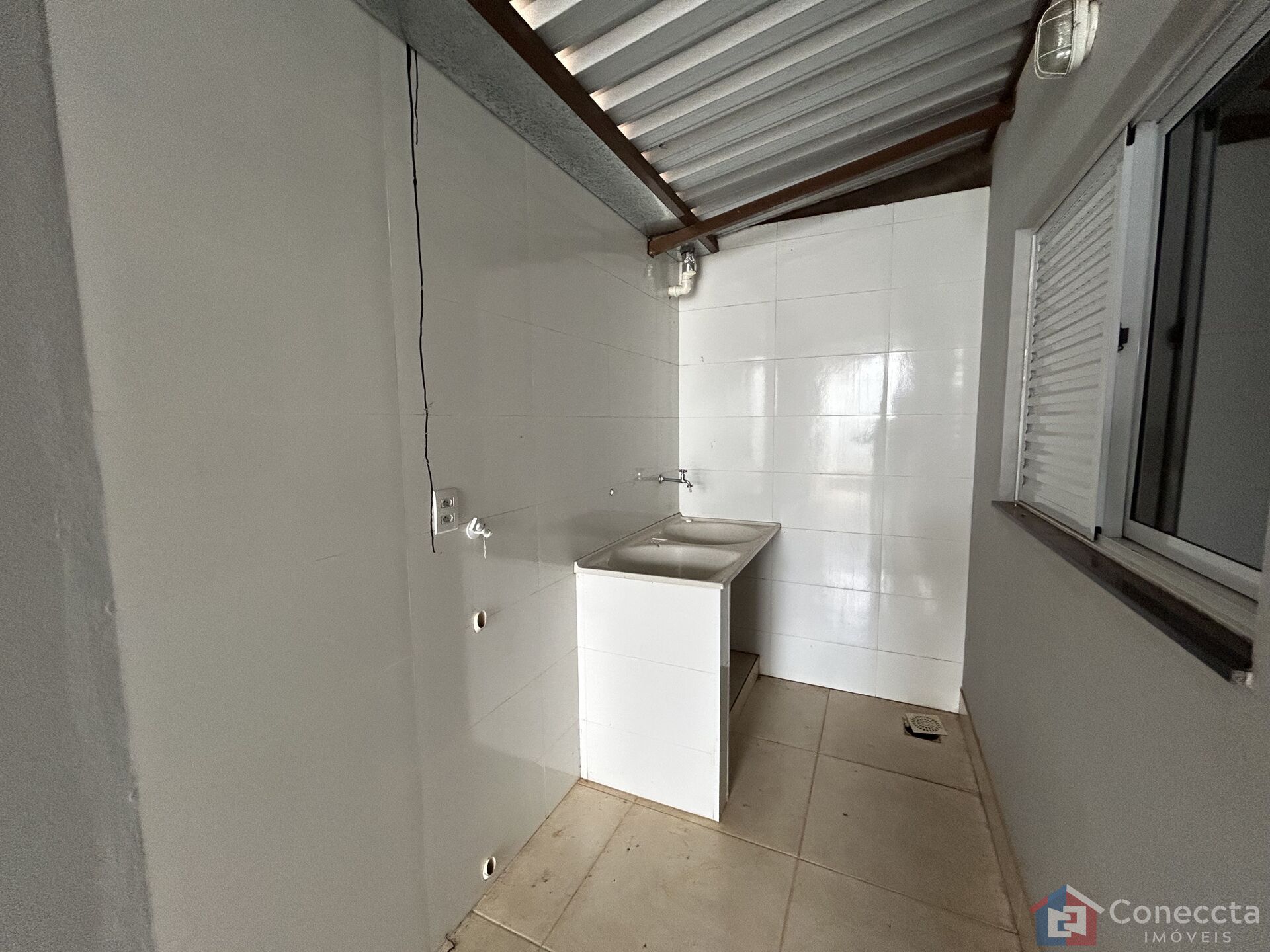 Casa à venda com 3 quartos, 65m² - Foto 14