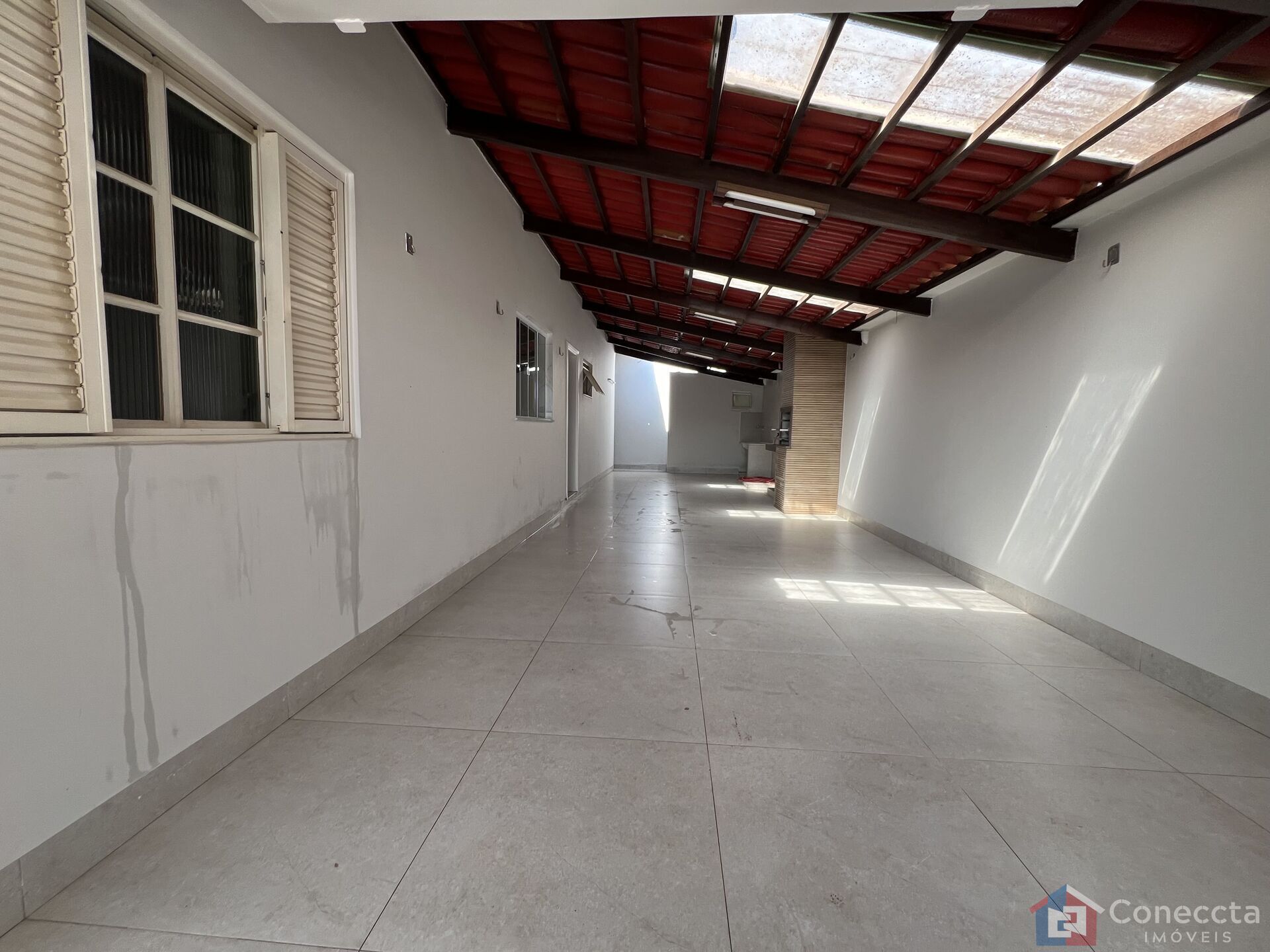 Casa, 4 quartos, 229 m² - Foto 2