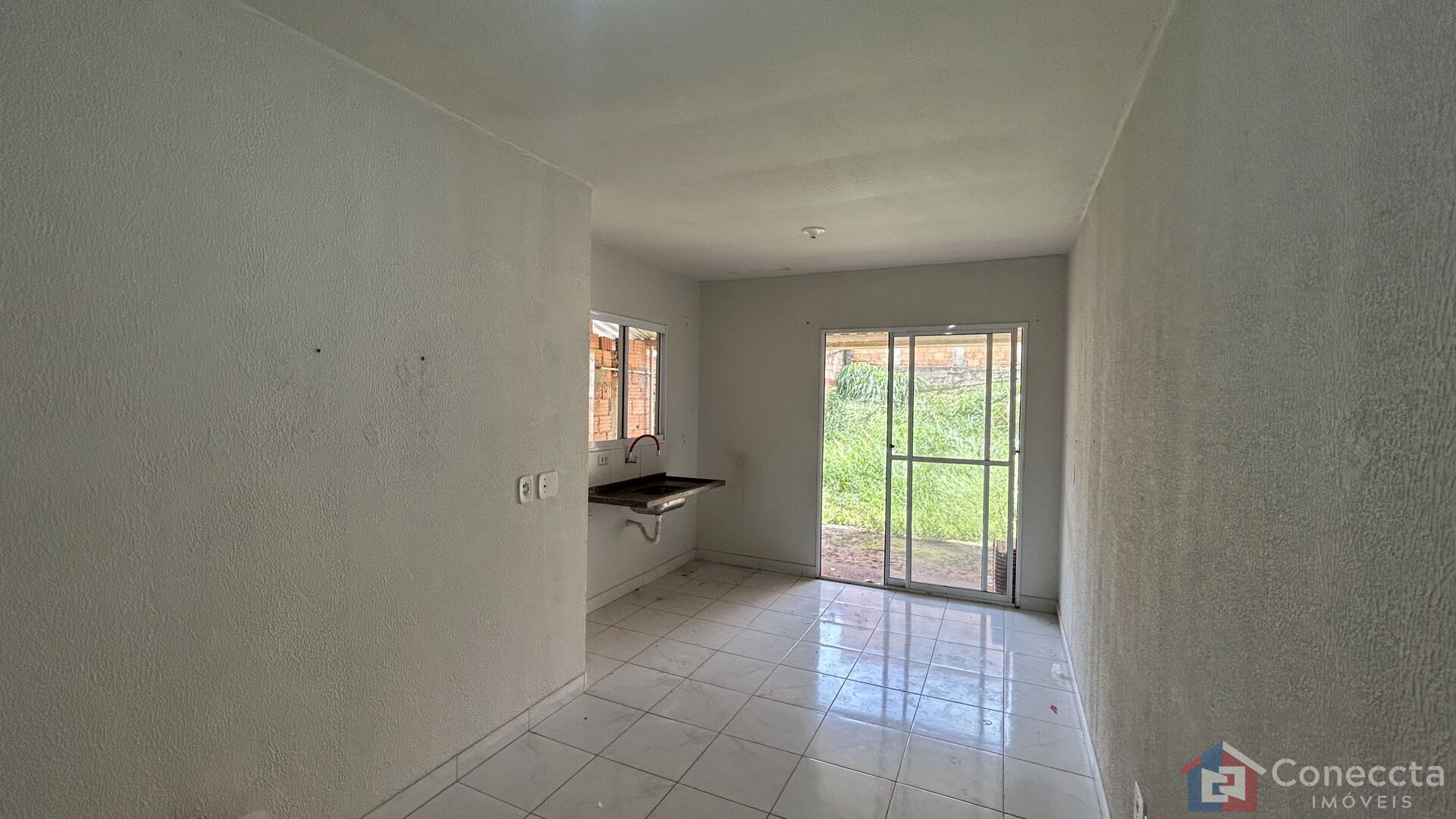 Casa de Condomínio para alugar com 2 quartos, 50m² - Foto 2