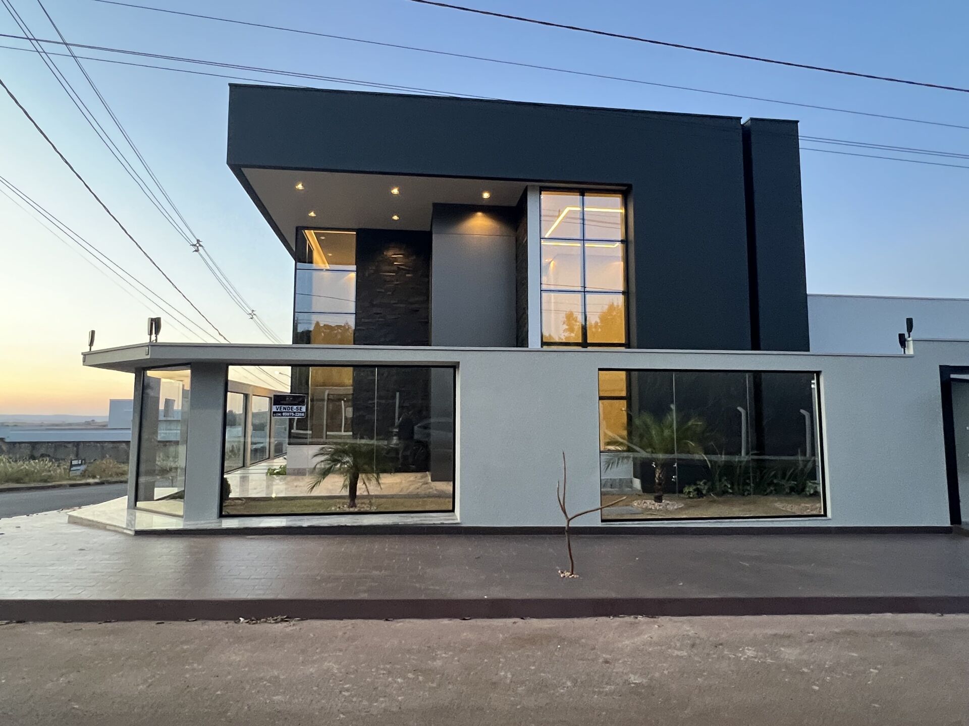 Casa, 4 quartos, 313 m² - Foto 2