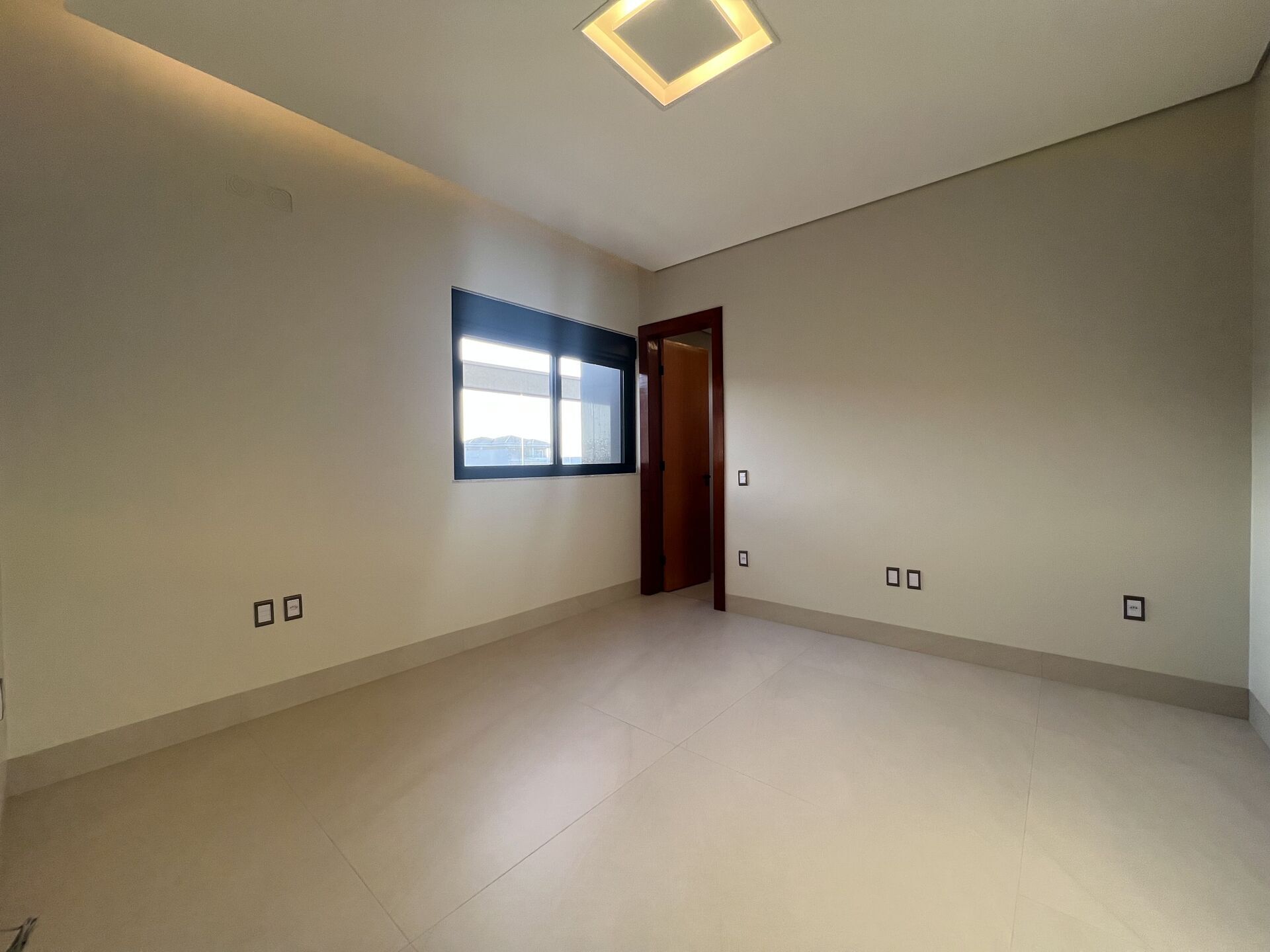 Casa, 4 quartos, 313 m² - Foto 35