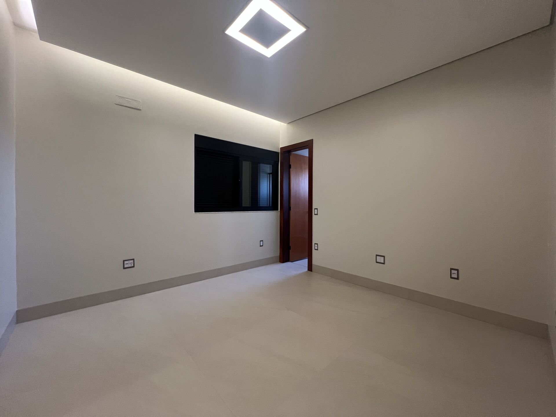 Casa, 4 quartos, 313 m² - Foto 33