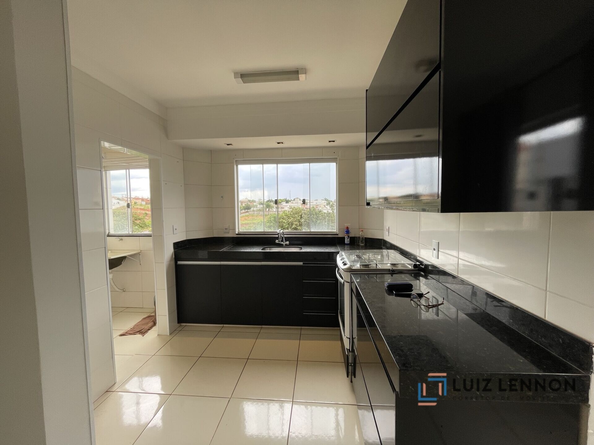 Apartamento à venda com 3 quartos, 66m² - Foto 1