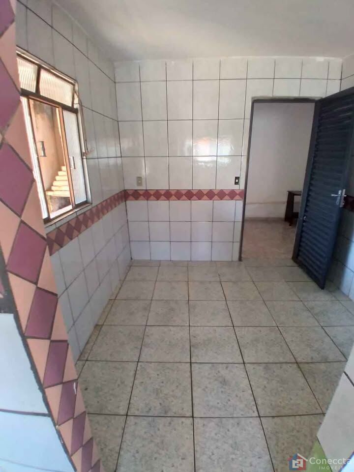 Casa à venda com 3 quartos, 113m² - Foto 4