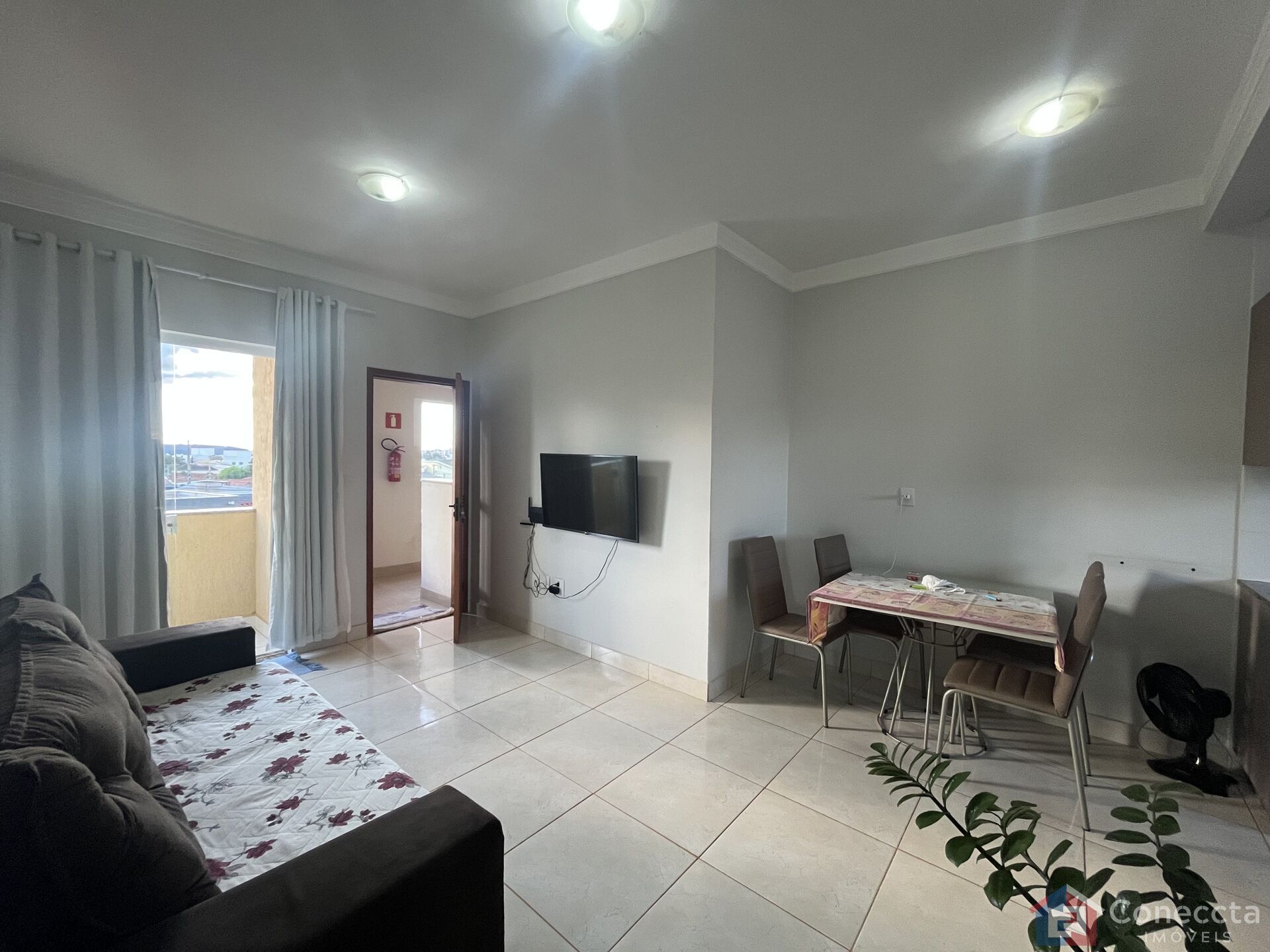 Apartamento à venda com 2 quartos, 64m² - Foto 11