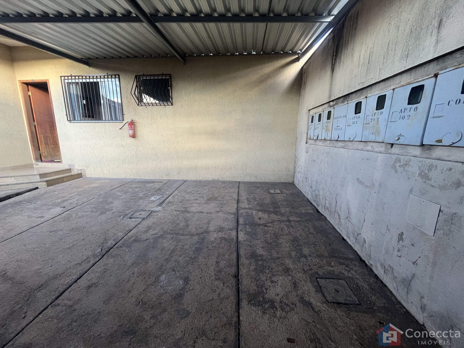 Apartamento à venda com 2 quartos, 64m² - Foto 25