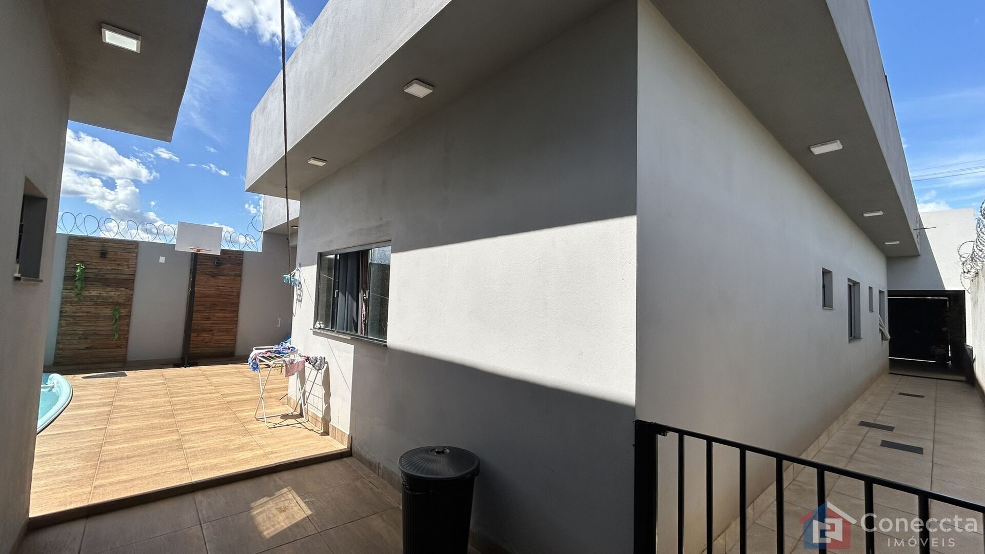 Casa à venda com 3 quartos, 202m² - Foto 27