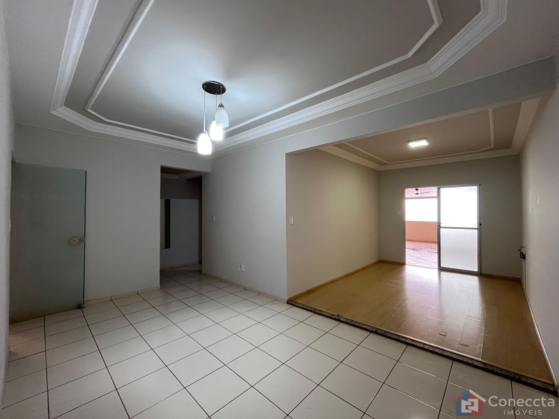 Apartamento à venda com 3 quartos, 108m² - Foto 2