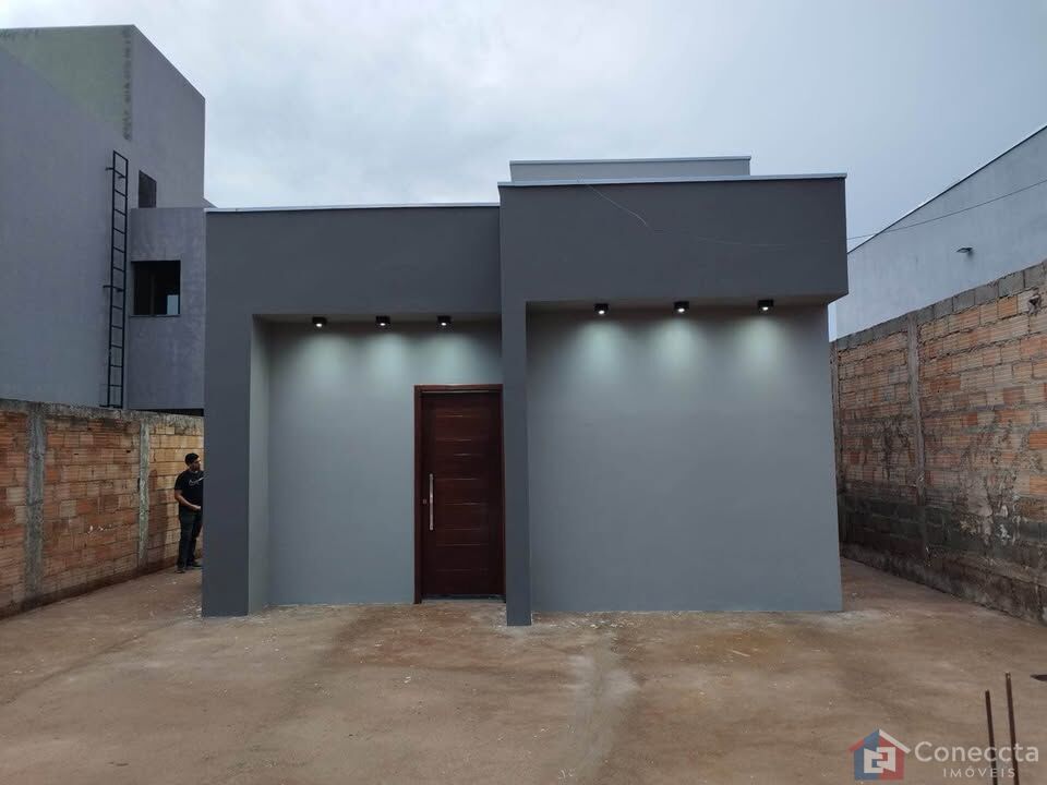 Casa à venda com 2 quartos, 56m² - Foto 1