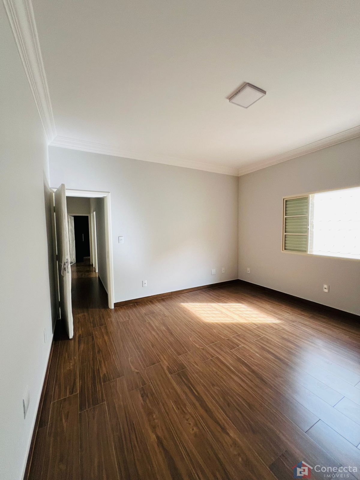 Casa à venda com 4 quartos, 298m² - Foto 18