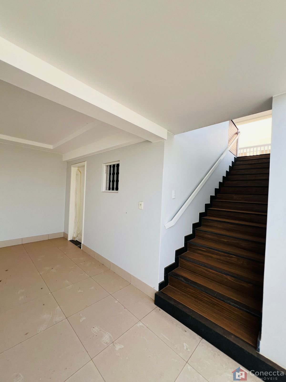 Casa à venda com 4 quartos, 298m² - Foto 3