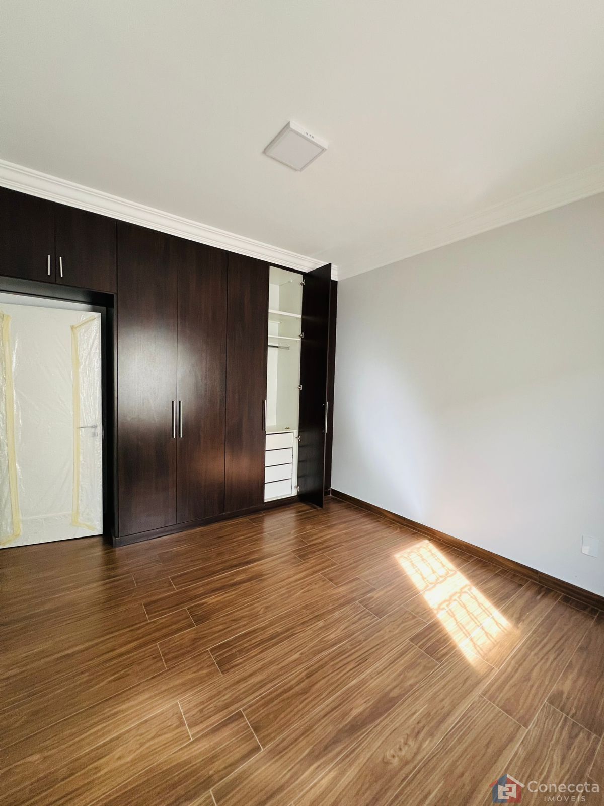 Casa à venda com 4 quartos, 298m² - Foto 24