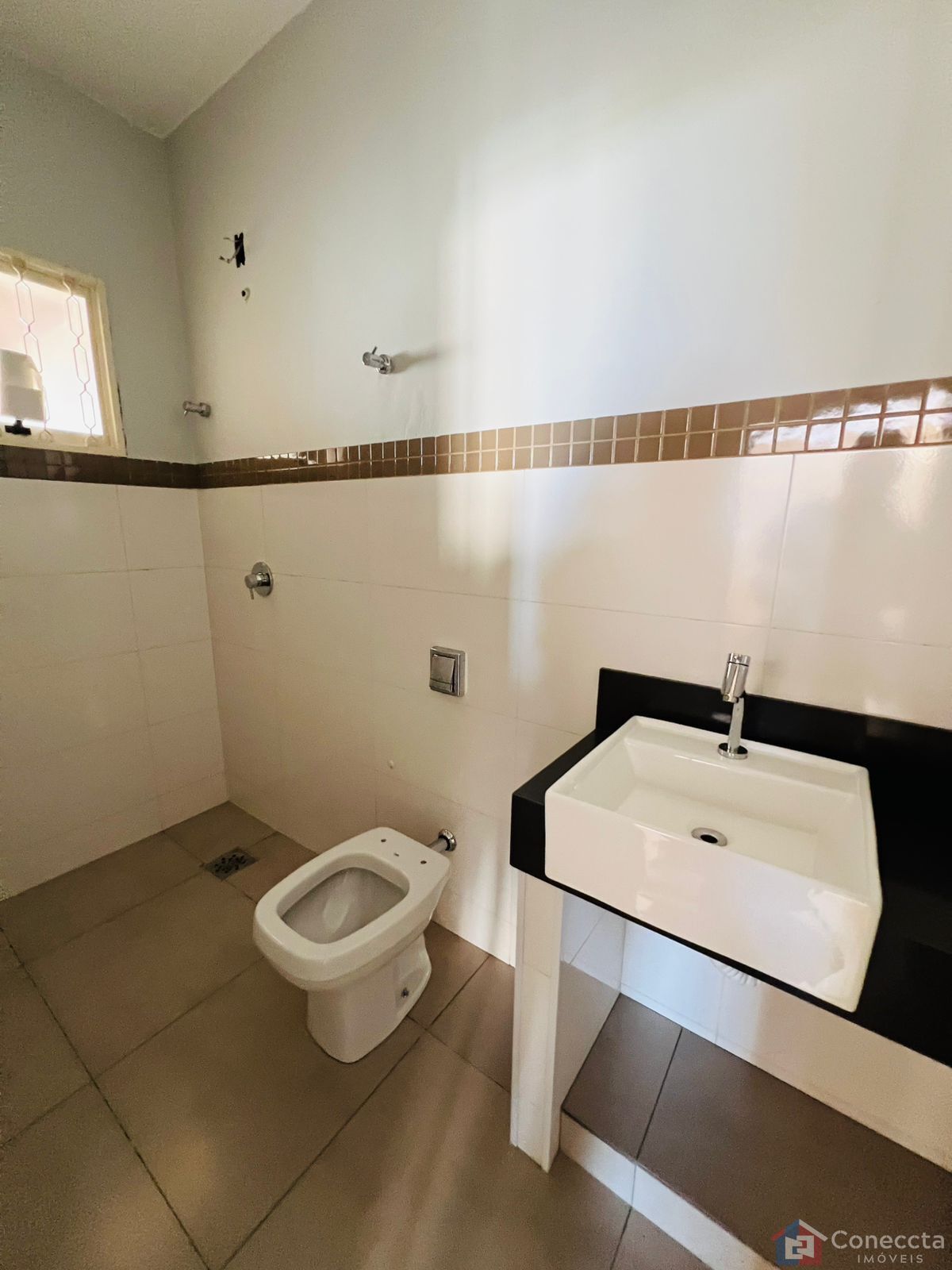 Casa à venda com 4 quartos, 298m² - Foto 8