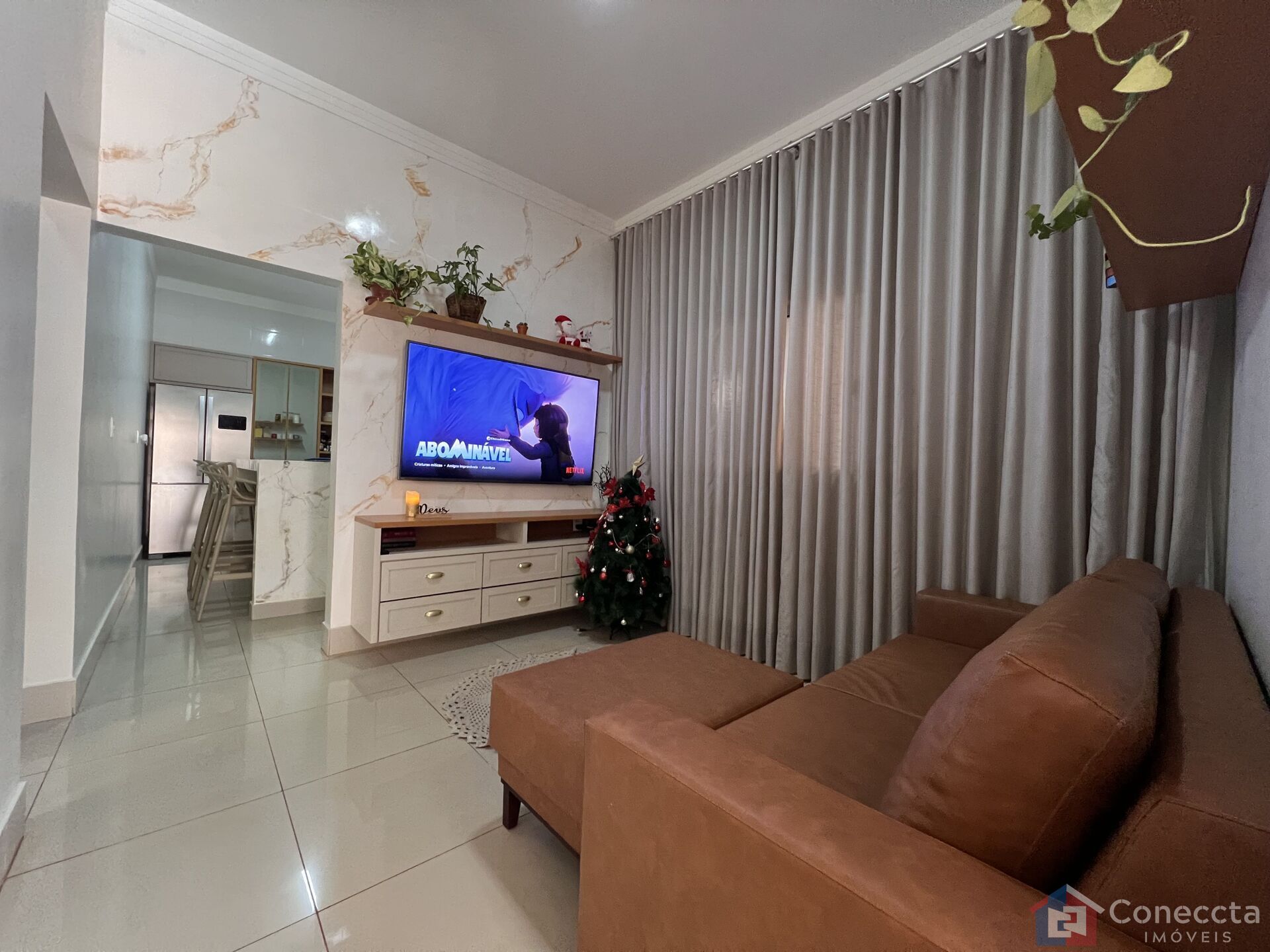 Casa, 3 quartos, 202 m² - Foto 1