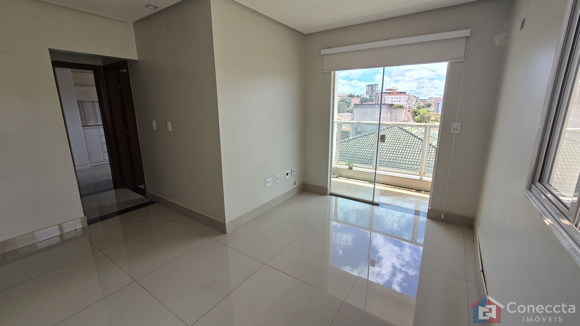 Apartamento à venda com 3 quartos, 90m² - Foto 1
