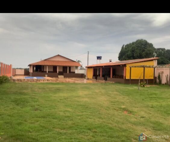 Chácara, 3 quartos, 1600 m² - Foto 2