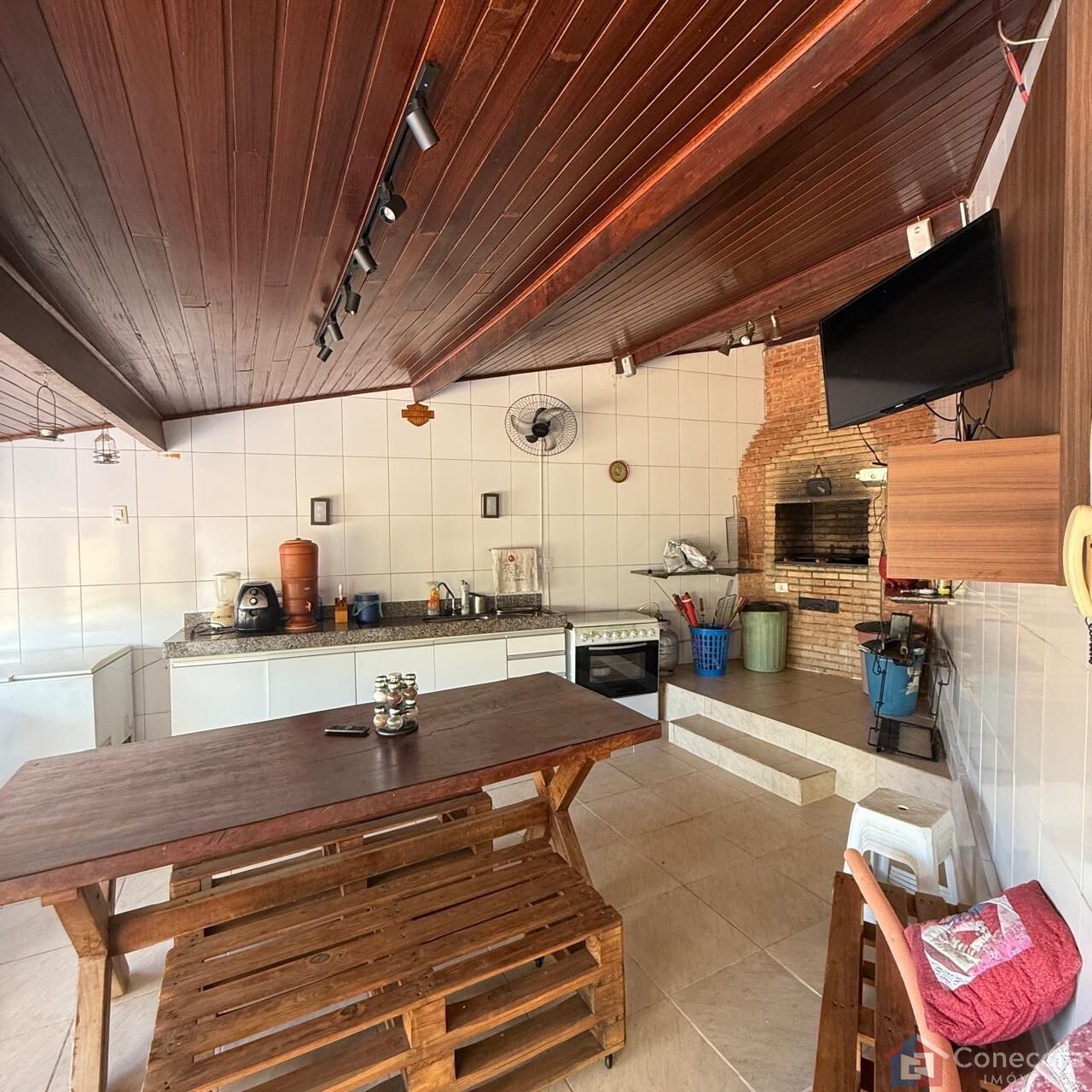 Casa, 4 quartos, 224 m² - Foto 2