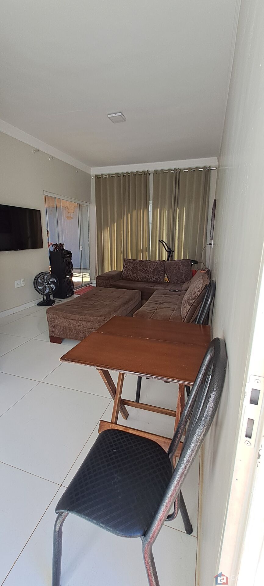Casa à venda com 3 quartos, 63m² - Foto 2