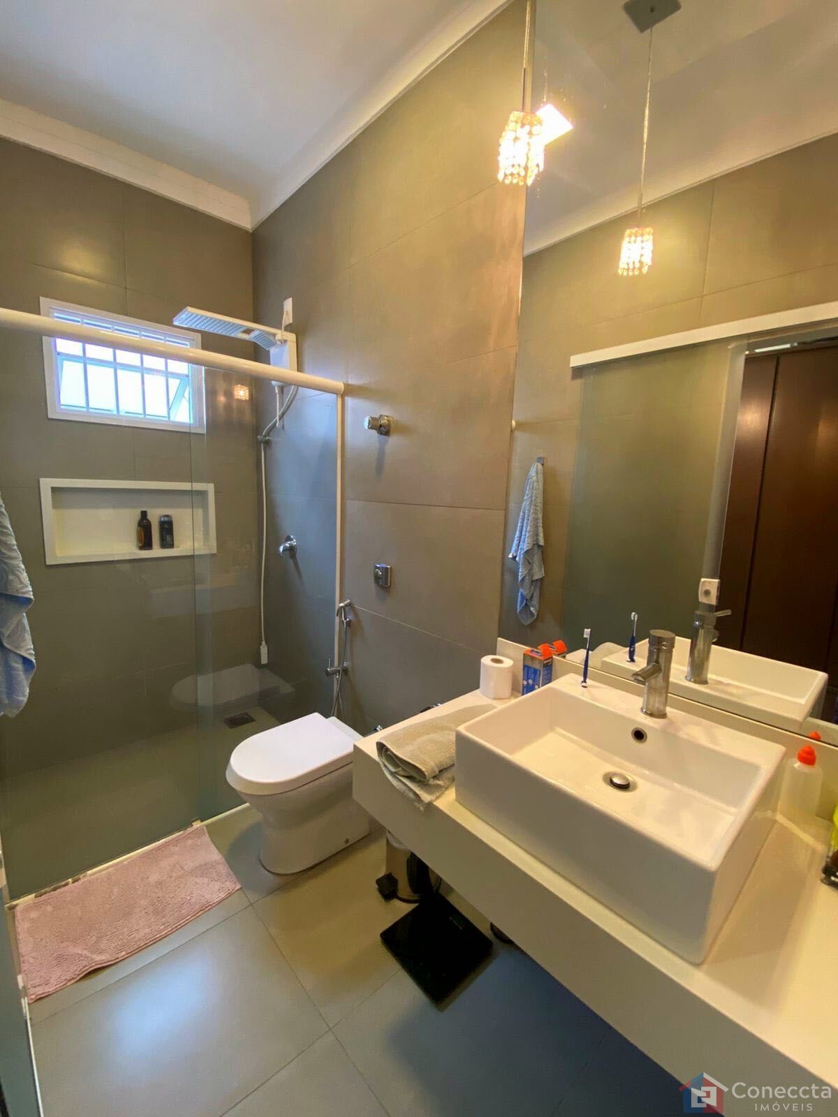 Casa à venda com 3 quartos, 222m² - Foto 8