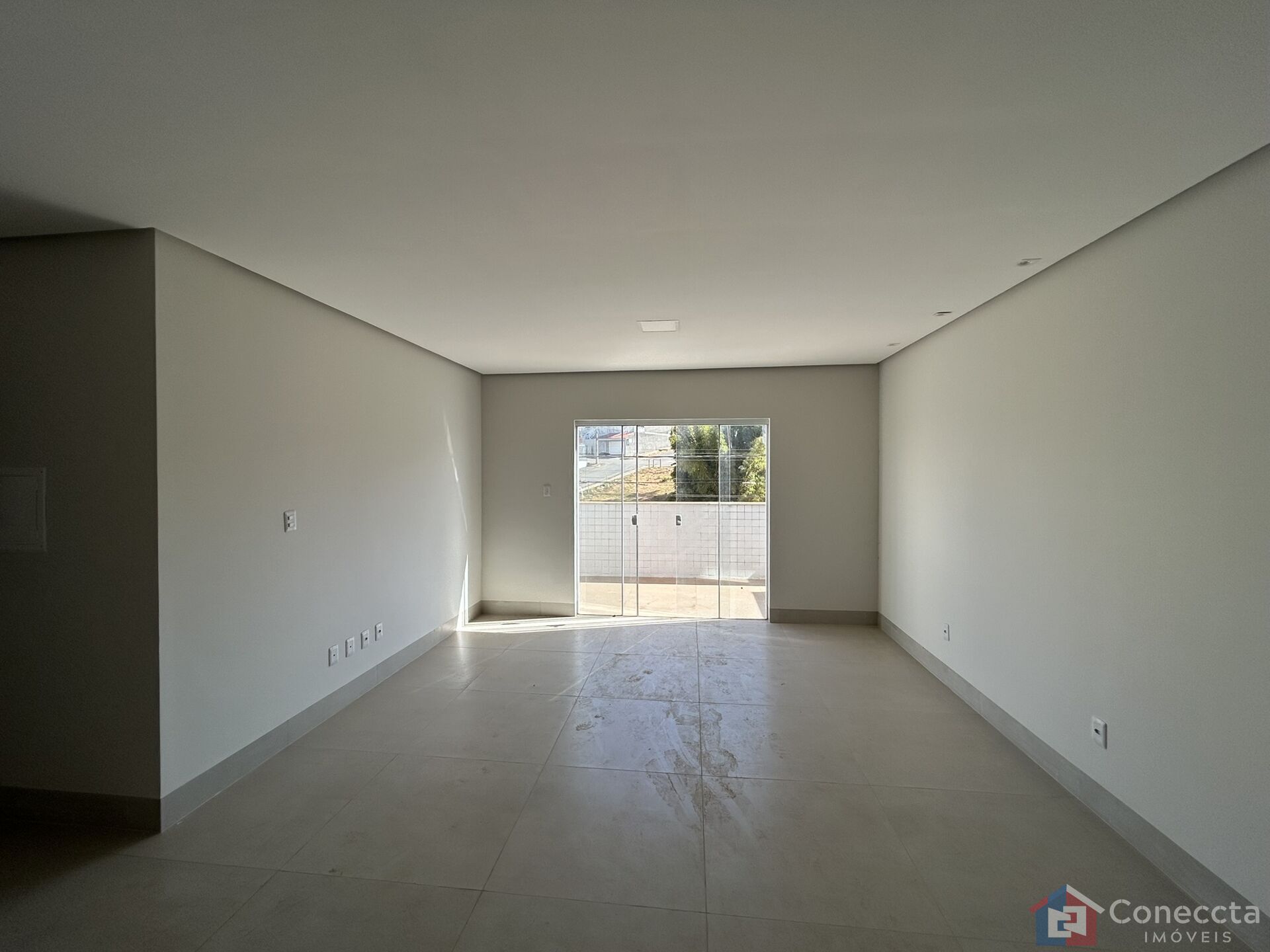 Apartamento à venda com 3 quartos, 245m² - Foto 2