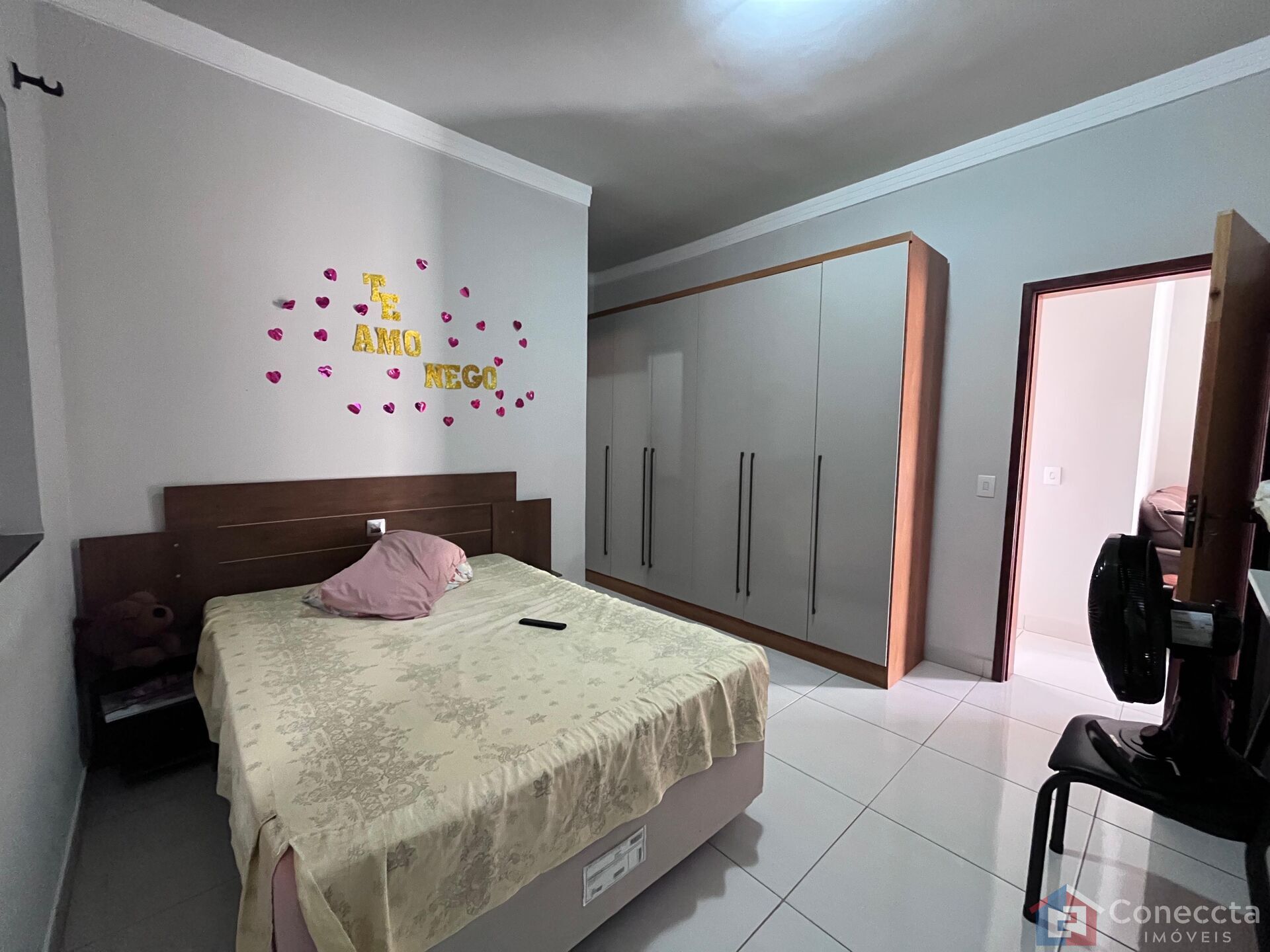 Apartamento à venda com 2 quartos, 63m² - Foto 4