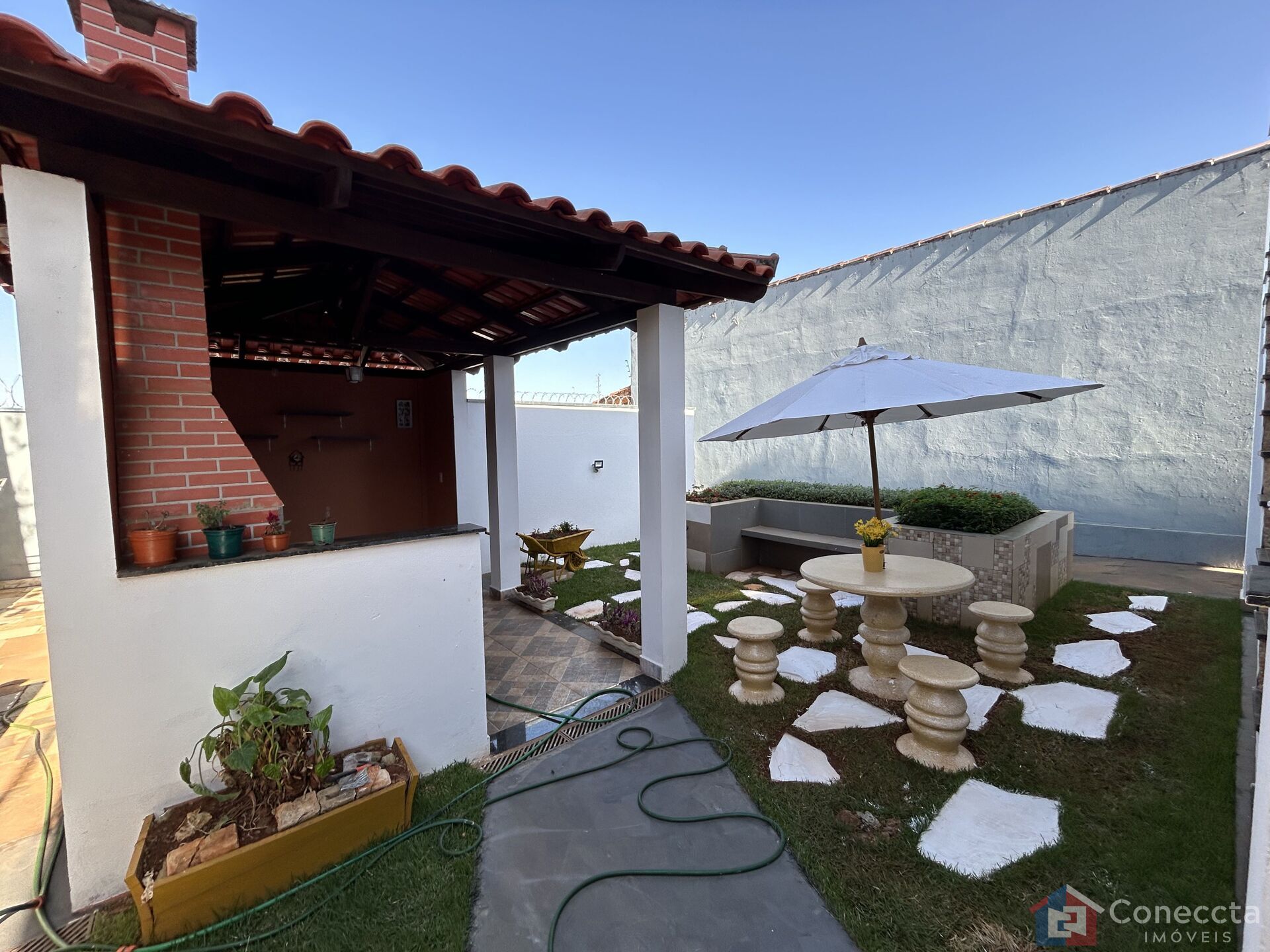 Casa à venda com 3 quartos, 222m² - Foto 26