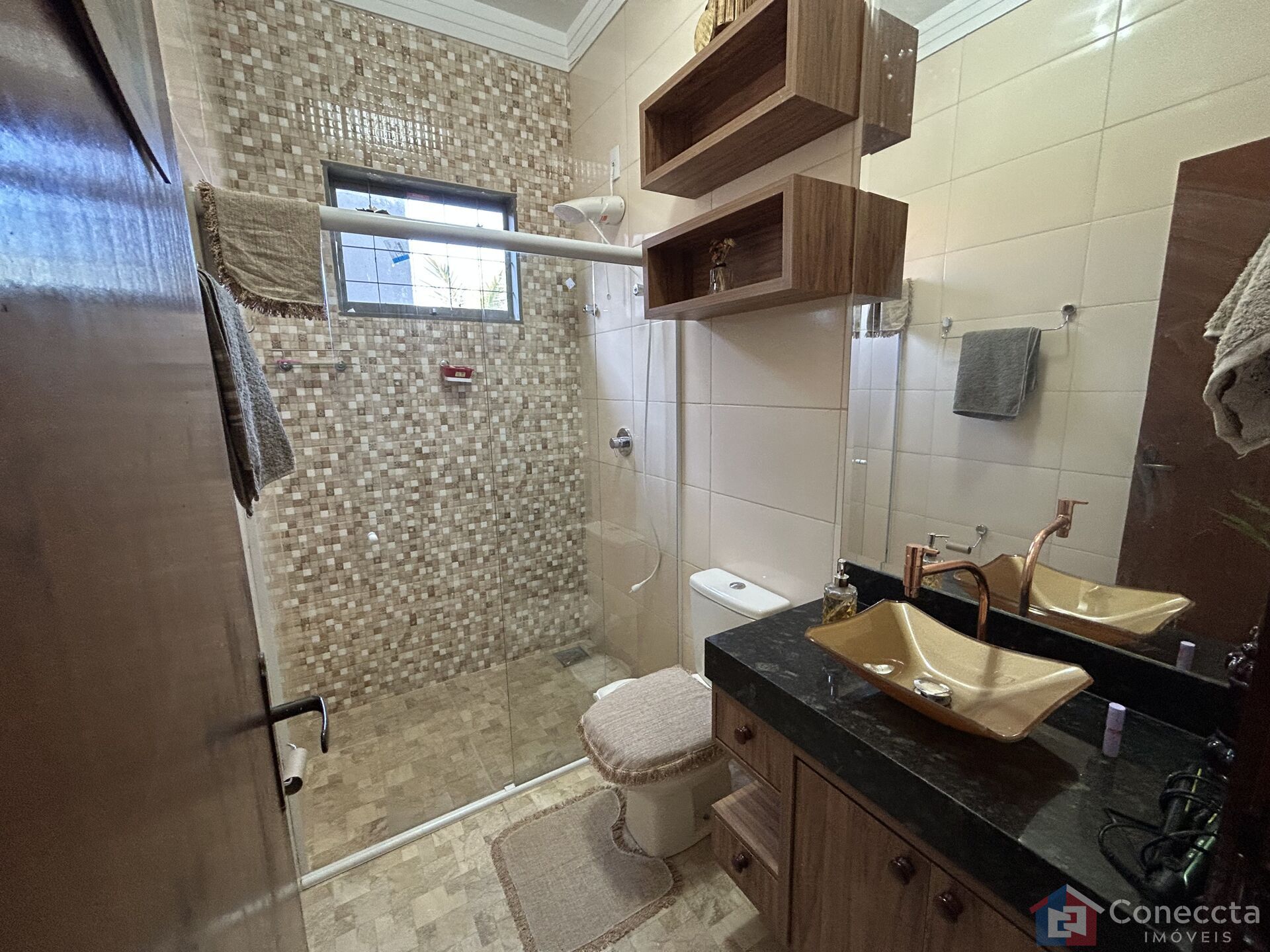 Casa à venda com 3 quartos, 222m² - Foto 8