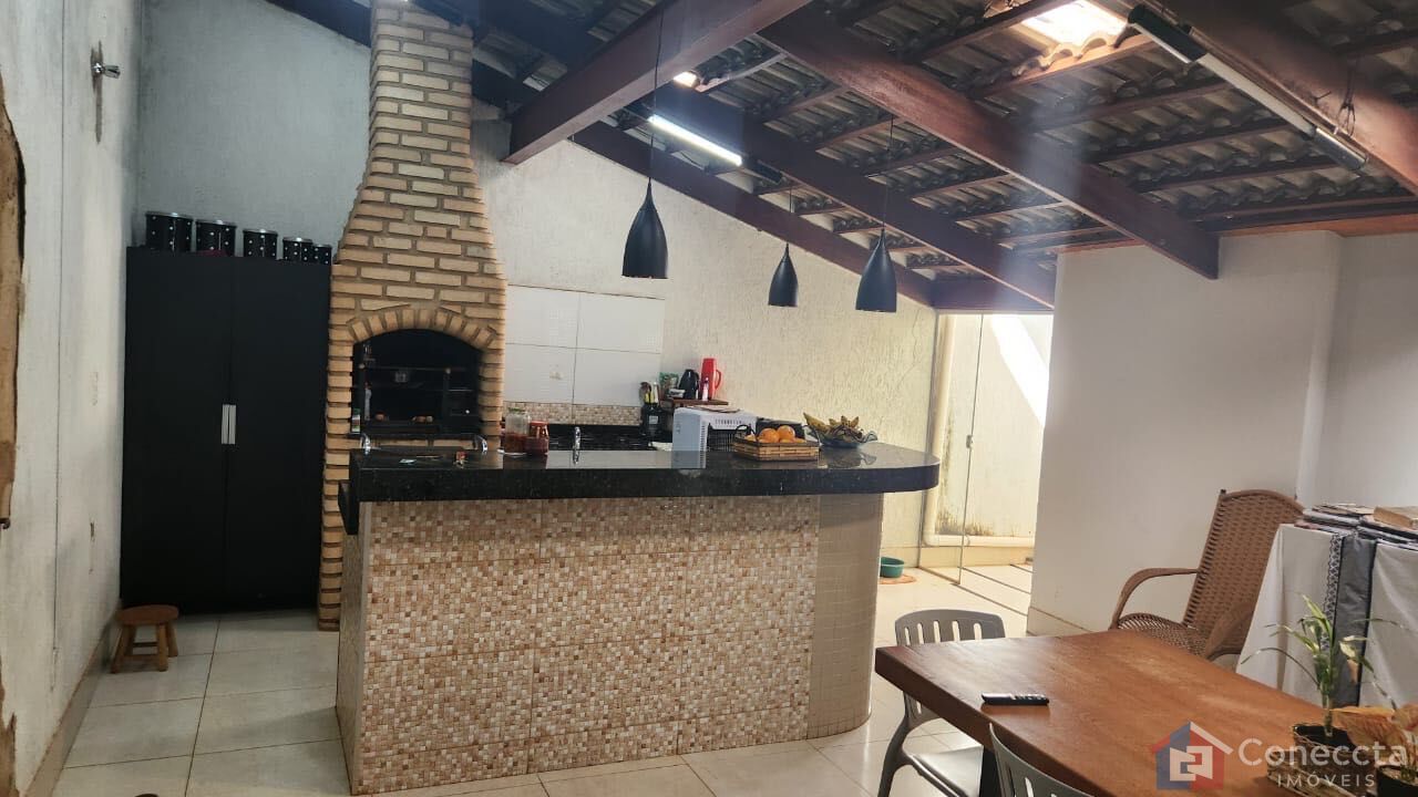 Casa à venda com 3 quartos, 172m² - Foto 2