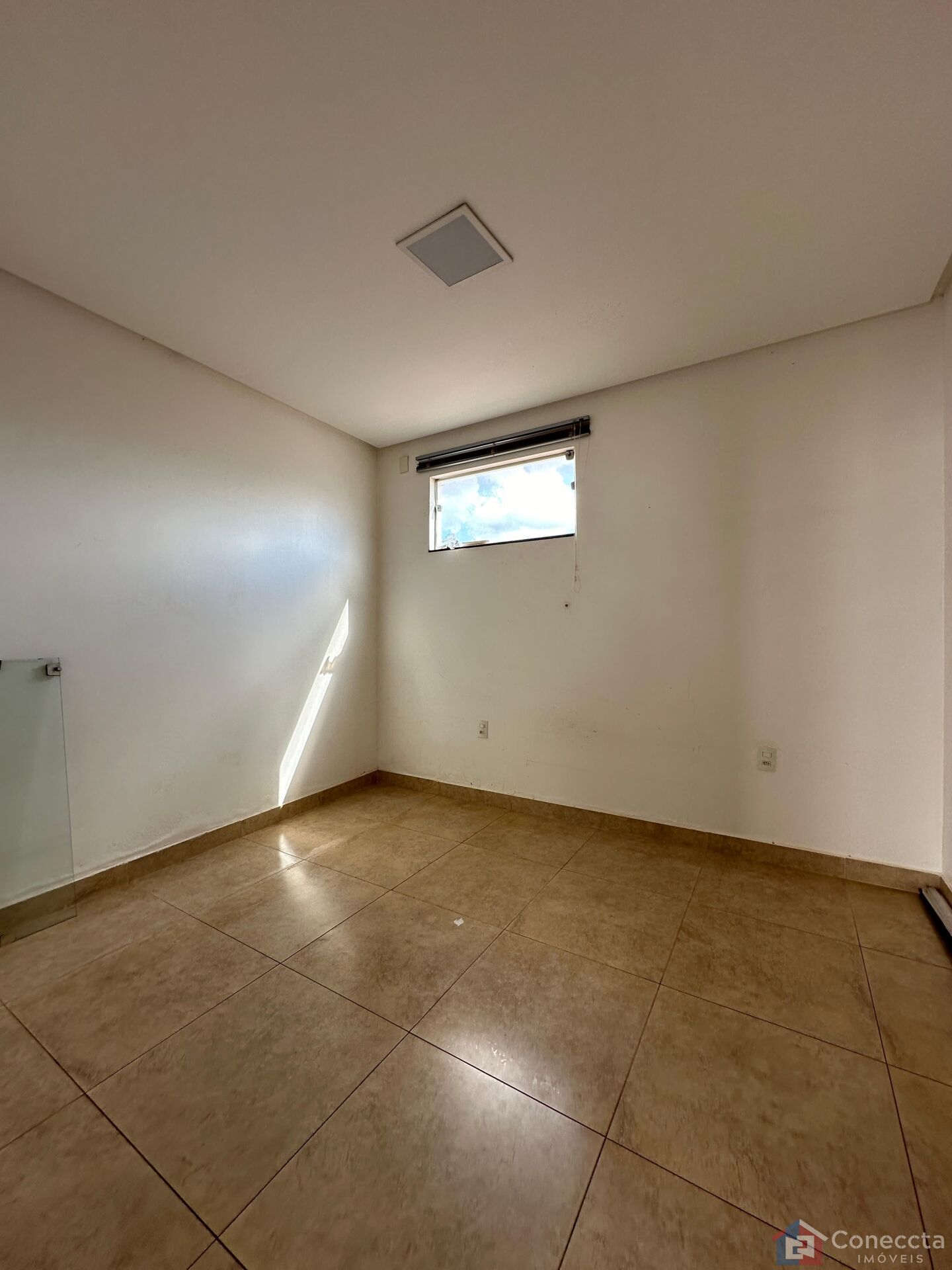 Casa à venda com 5 quartos, 200m² - Foto 19