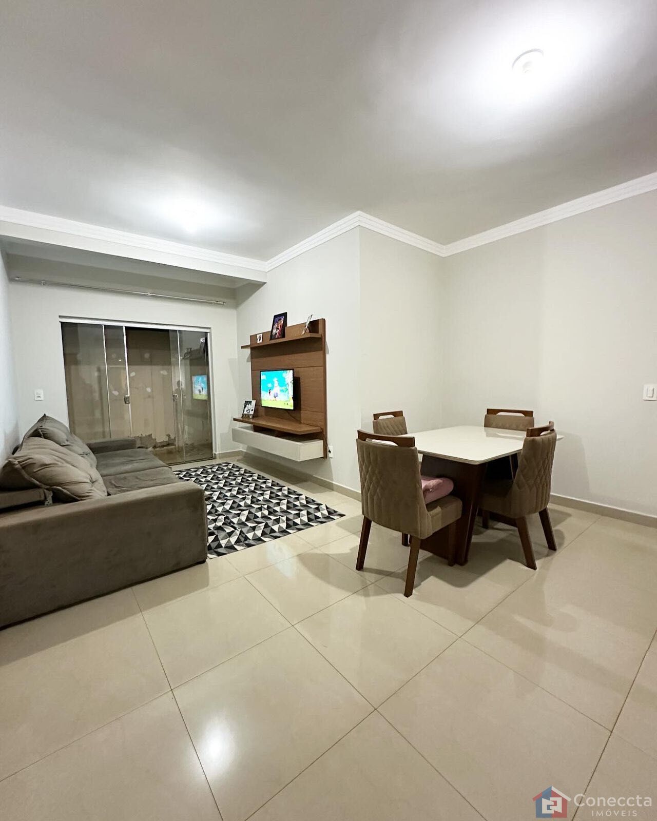 Apartamento à venda com 3 quartos, 92m² - Foto 2