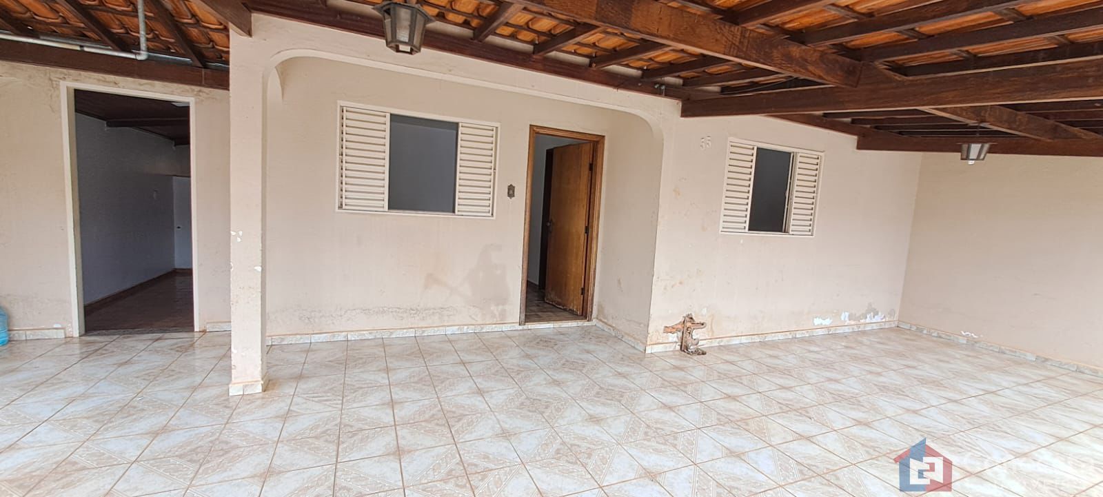 Casa à venda com 3 quartos, 300m² - Foto 5