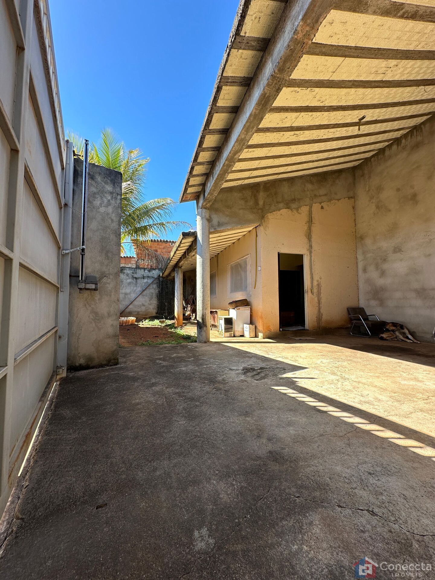 Casa à venda com 3 quartos, 202m² - Foto 2