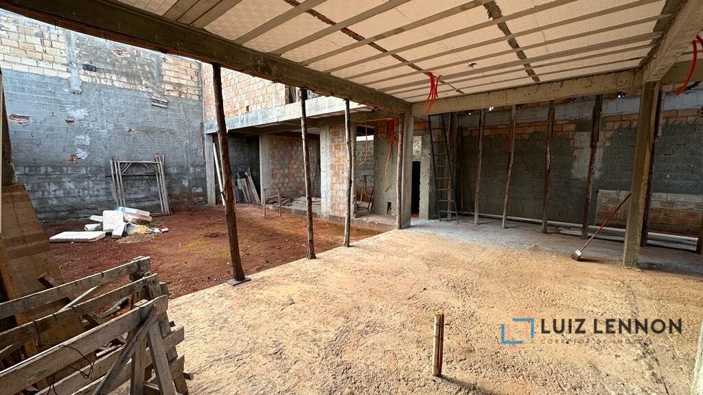 Casa à venda com 3 quartos, 250m² - Foto 6