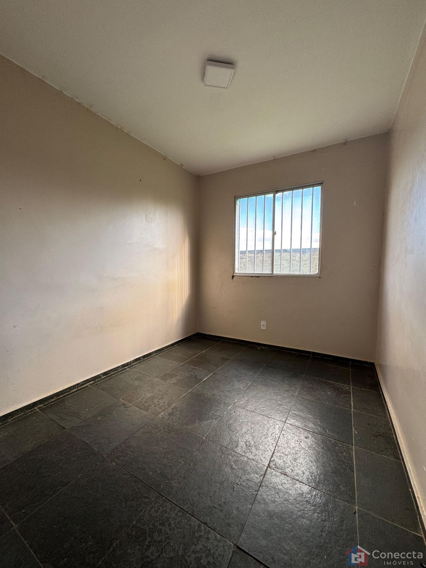 Apartamento à venda com 2 quartos, 46m² - Foto 3