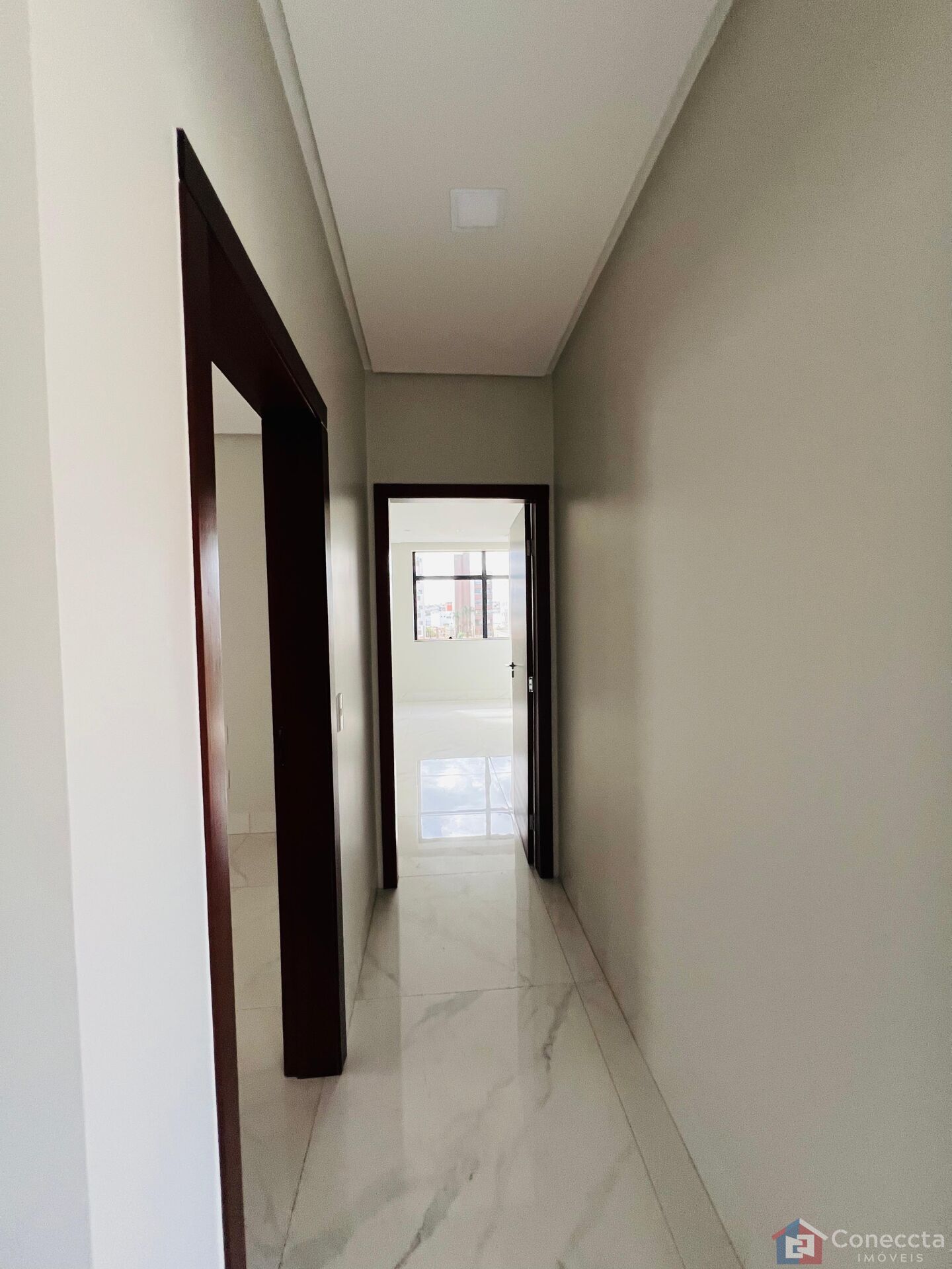 Apartamento à venda com 3 quartos, 127m² - Foto 4