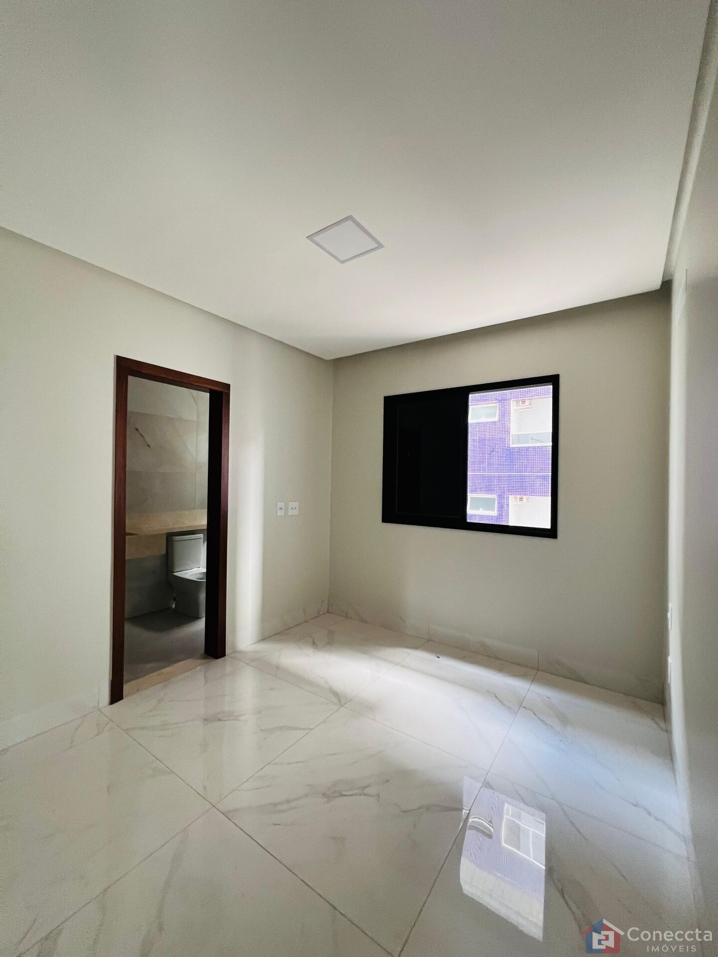 Apartamento à venda com 3 quartos, 127m² - Foto 8