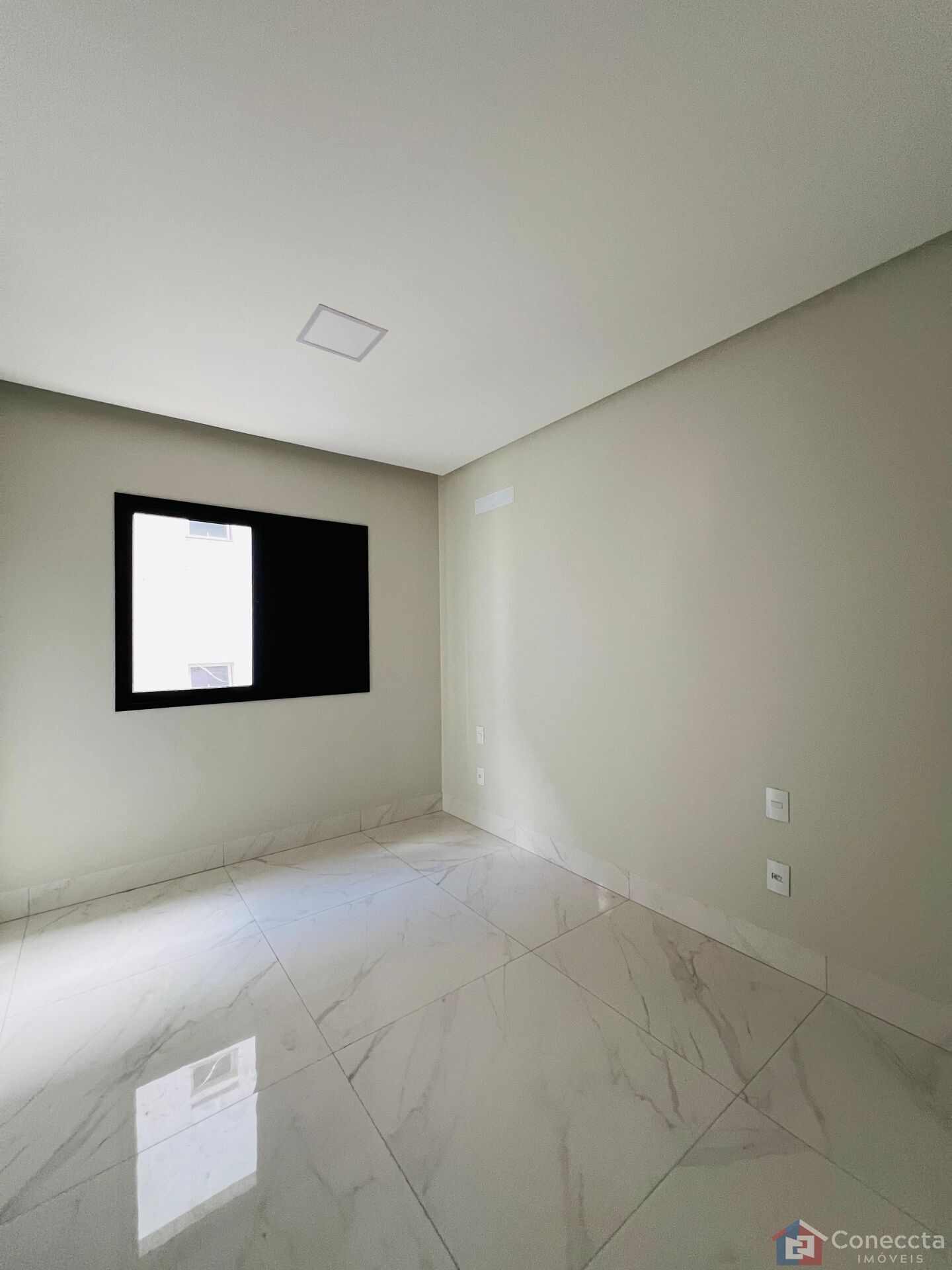 Apartamento à venda com 3 quartos, 127m² - Foto 9