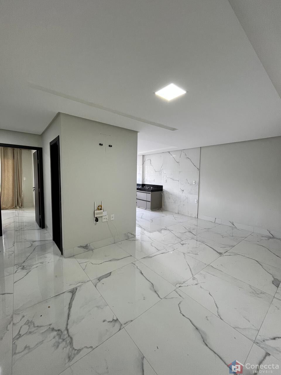 Apartamento à venda com 3 quartos, 94m² - Foto 4