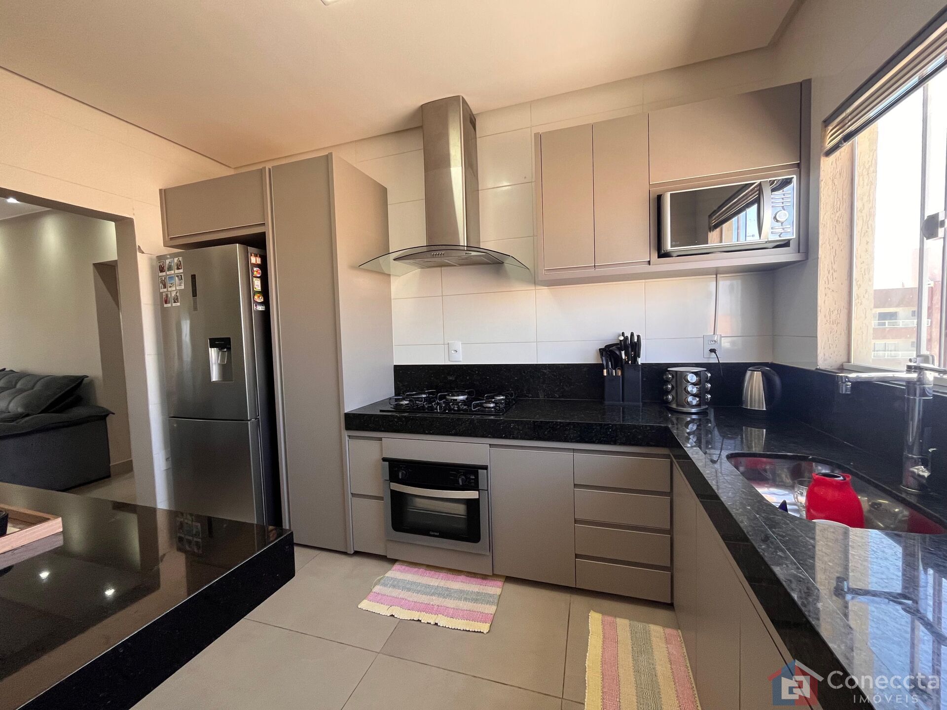 Apartamento à venda com 2 quartos, 62m² - Foto 3
