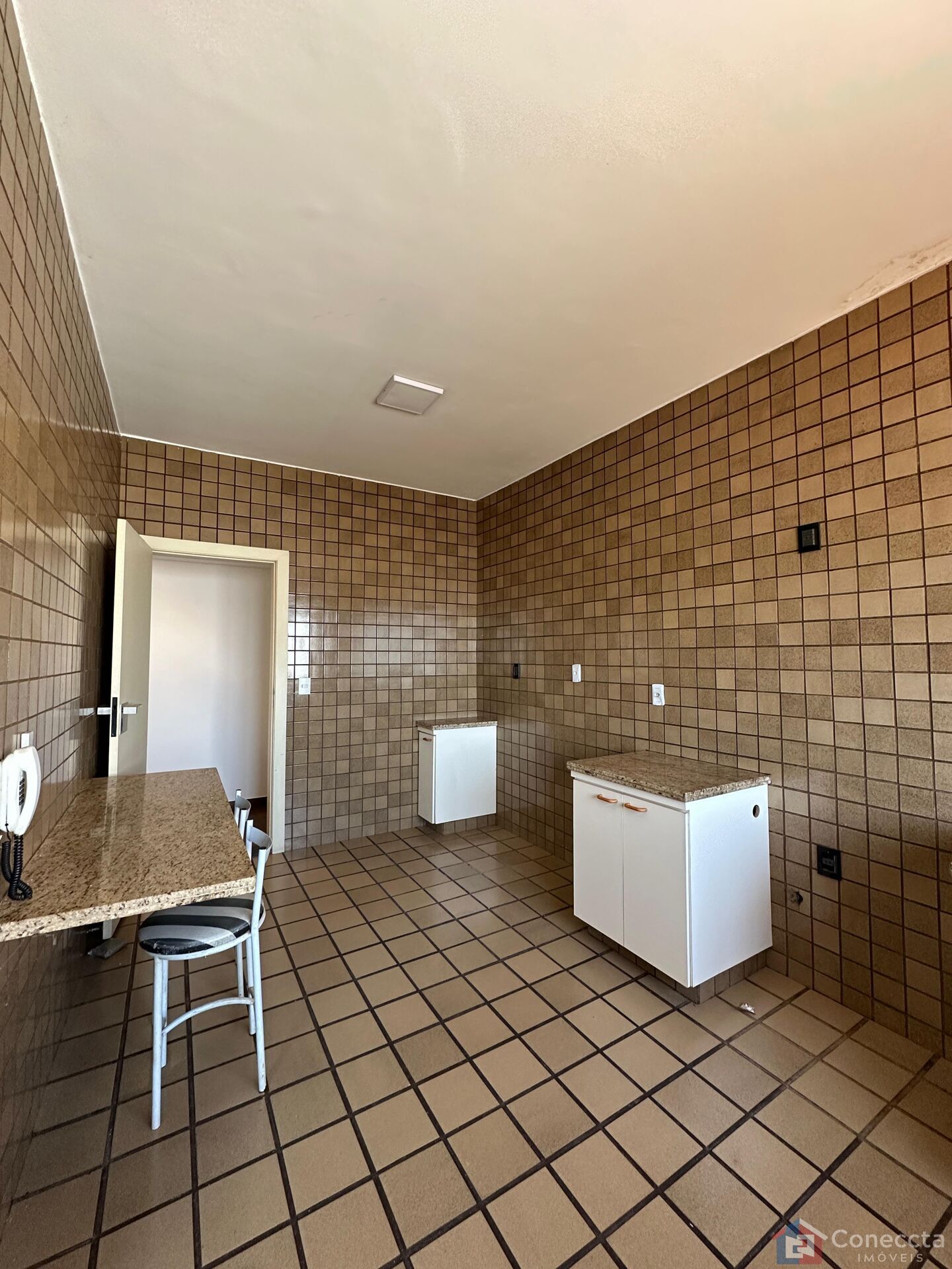 Apartamento à venda com 3 quartos, 140m² - Foto 8