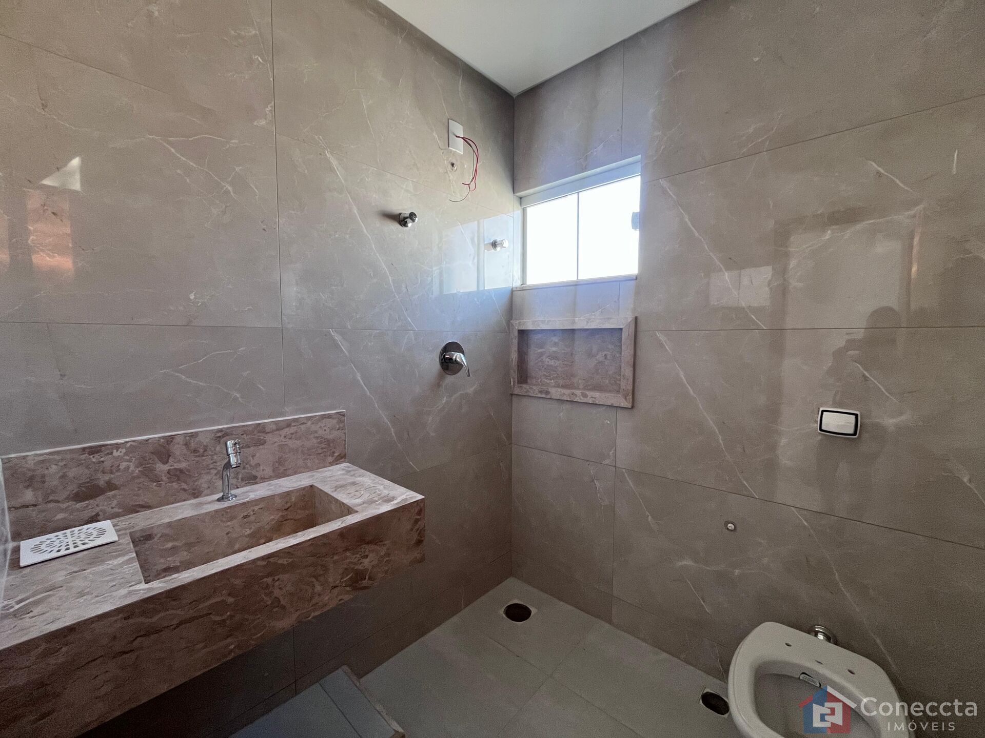 Apartamento à venda com 3 quartos, 95m² - Foto 11