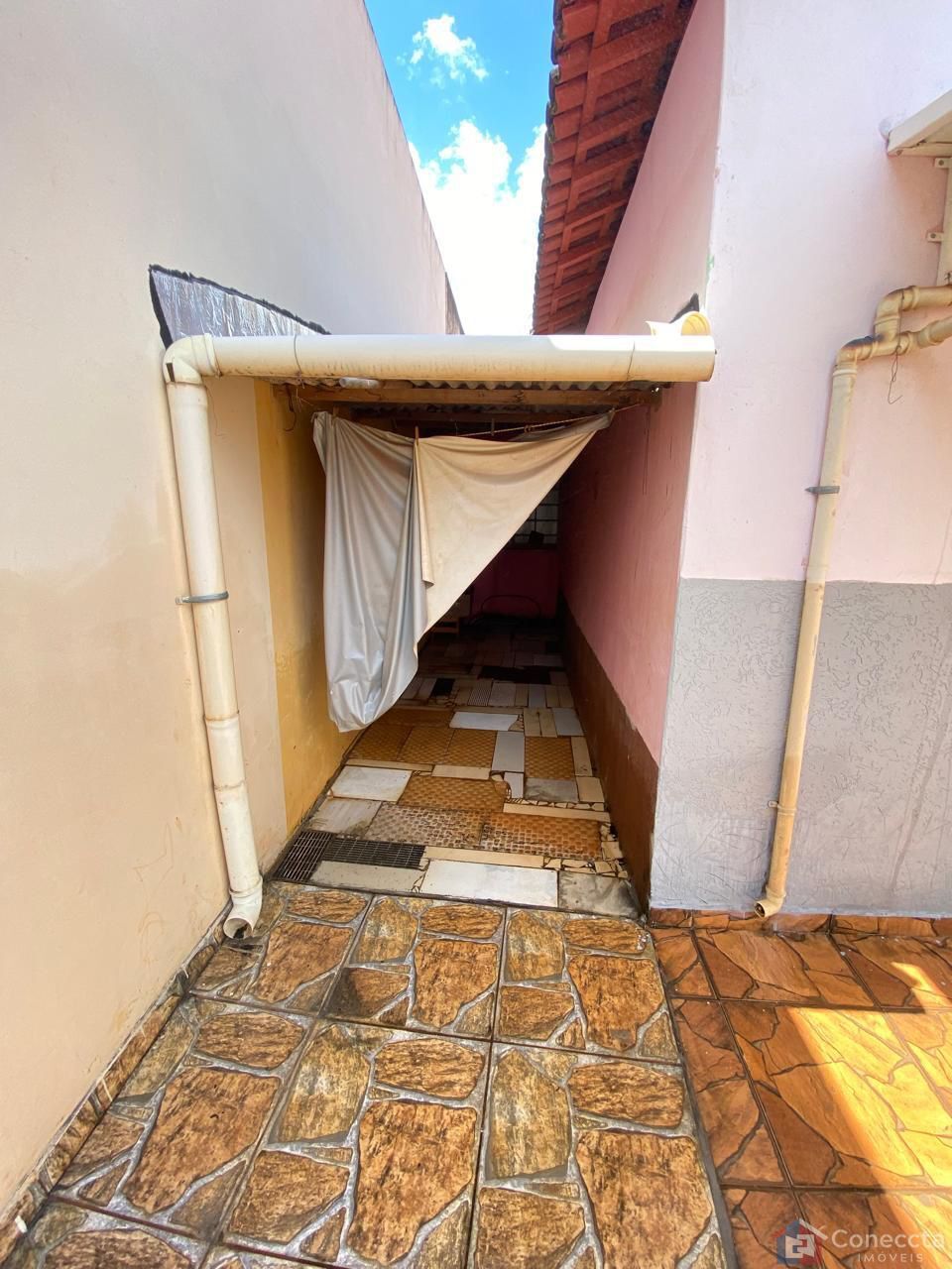 Casa à venda com 2 quartos, 30m² - Foto 25