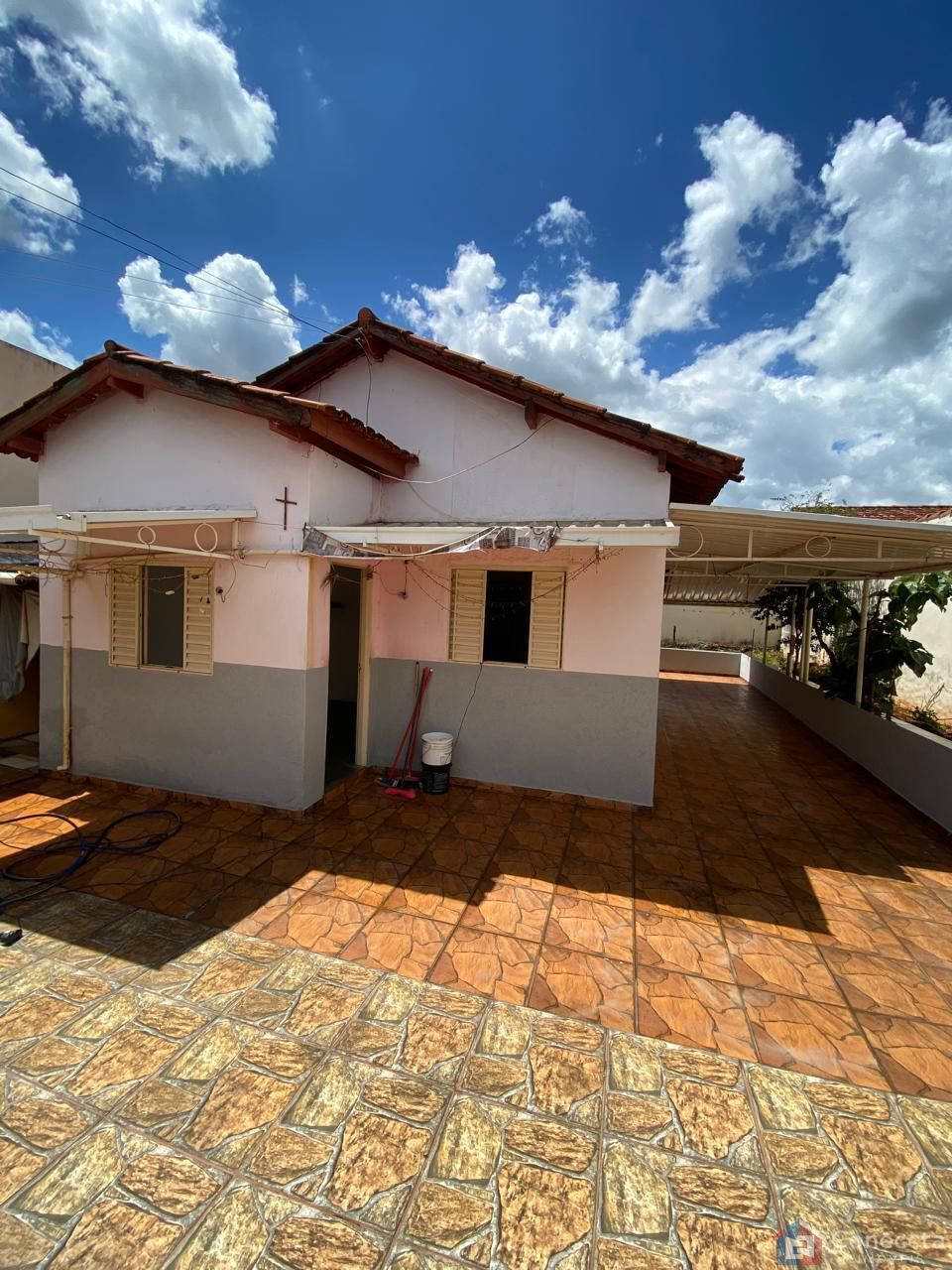 Casa à venda com 2 quartos, 30m² - Foto 3