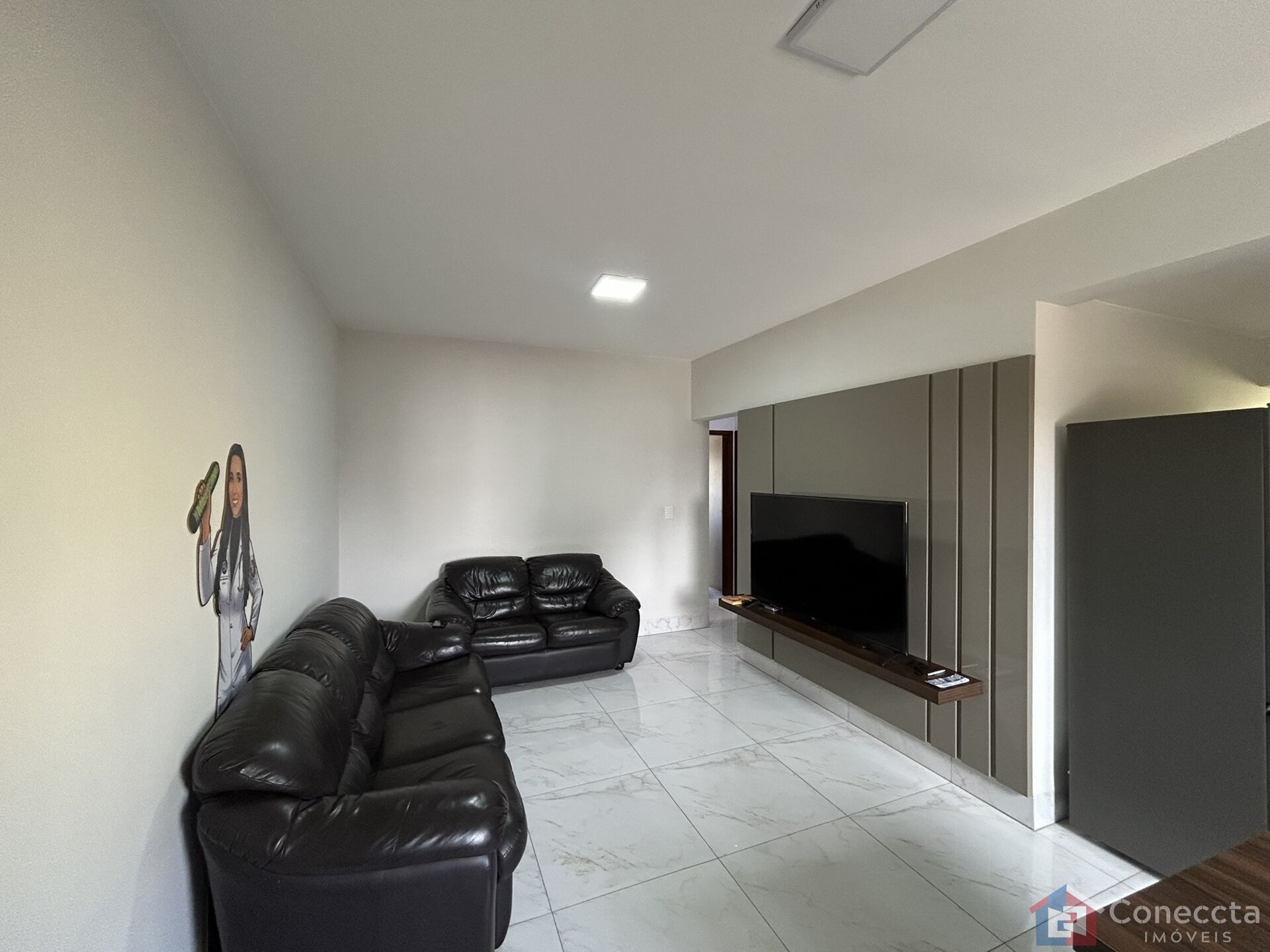 Apartamento à venda com 3 quartos, 93m² - Foto 1